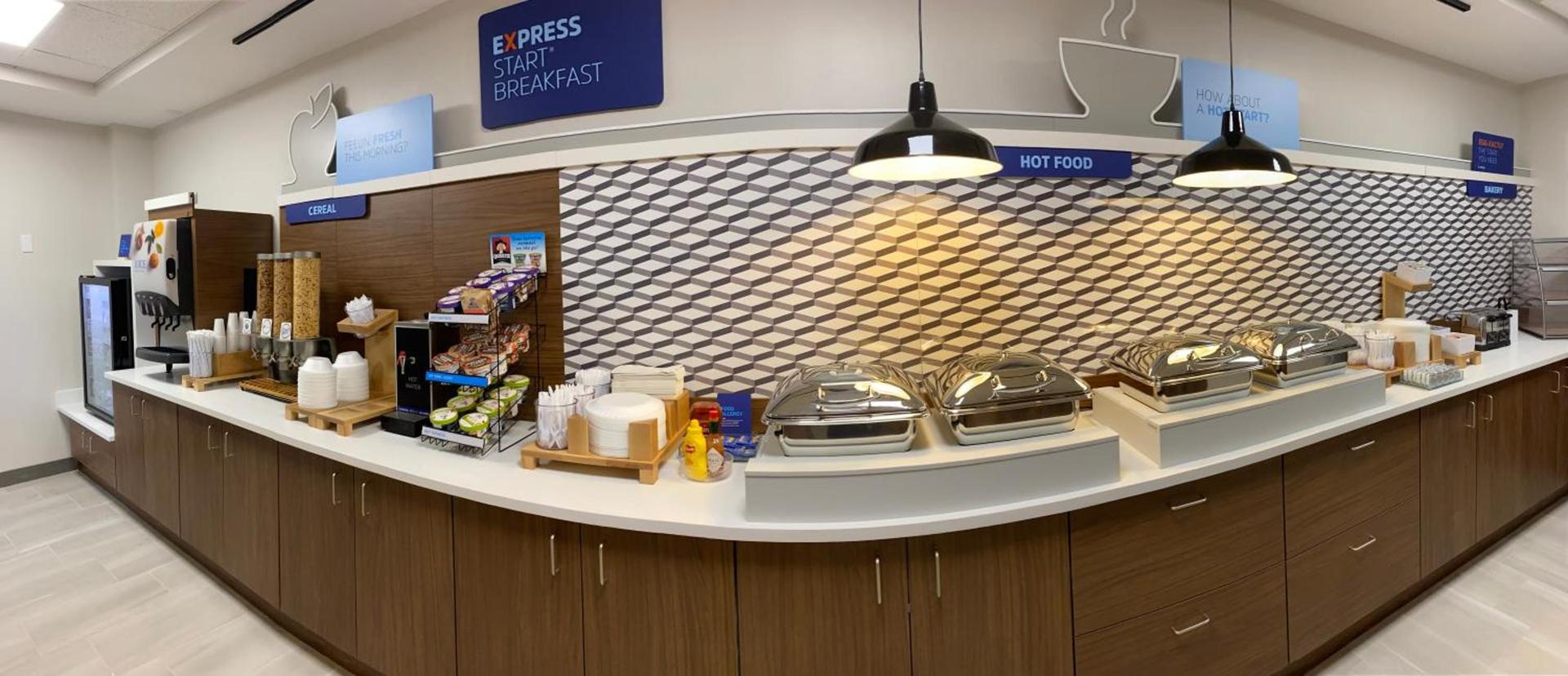 Holiday Inn Express Plymouth by IHG photo 14