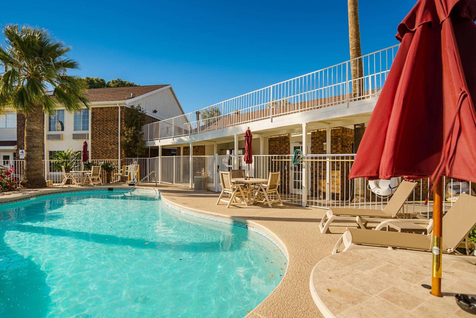 Motel 6 Tucson, AZ - North photo 8