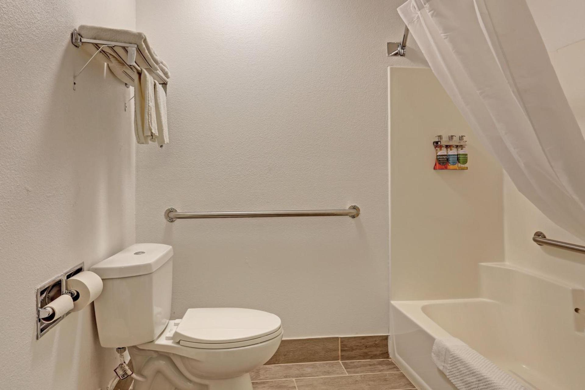 Quality Inn Pierre-Fort Pierre photo 100