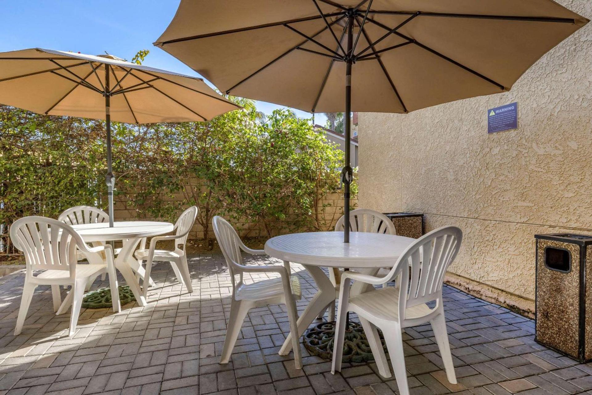 Comfort Inn & Suites Huntington Beach photo 34