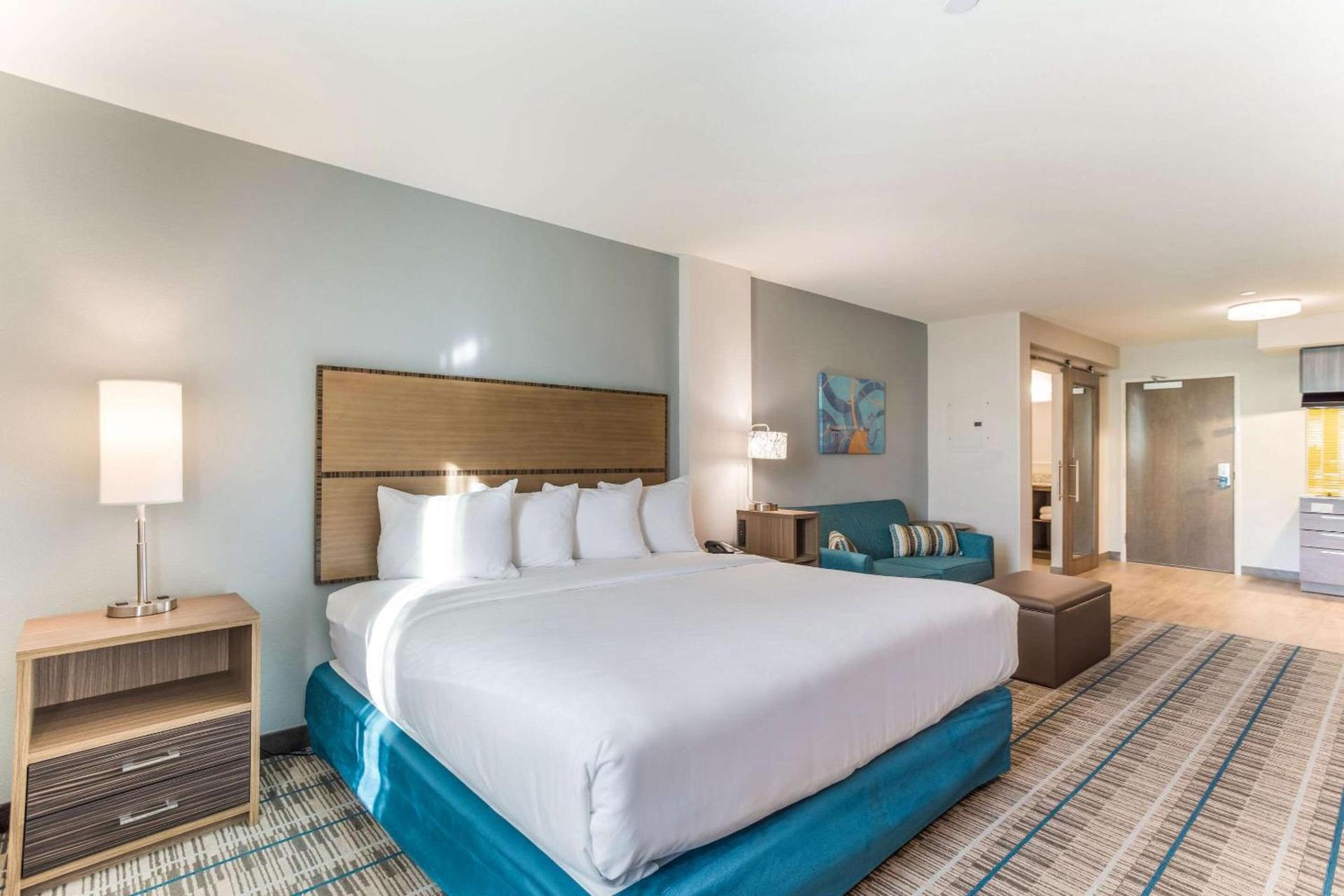 MainStay Suites Murfreesboro photo 8