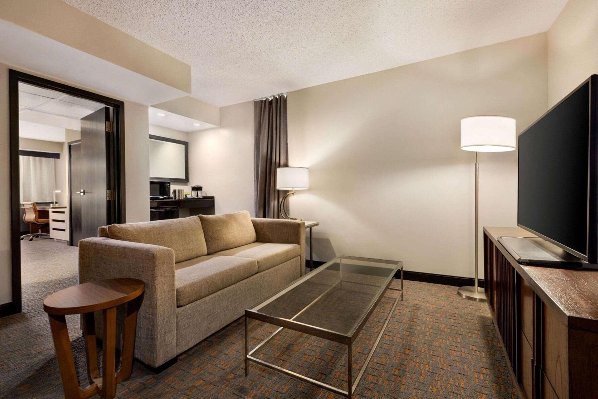 Wyndham Fort Smith City Center photo 24