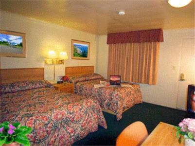 Americas Best Value Inn Eugene photo 16