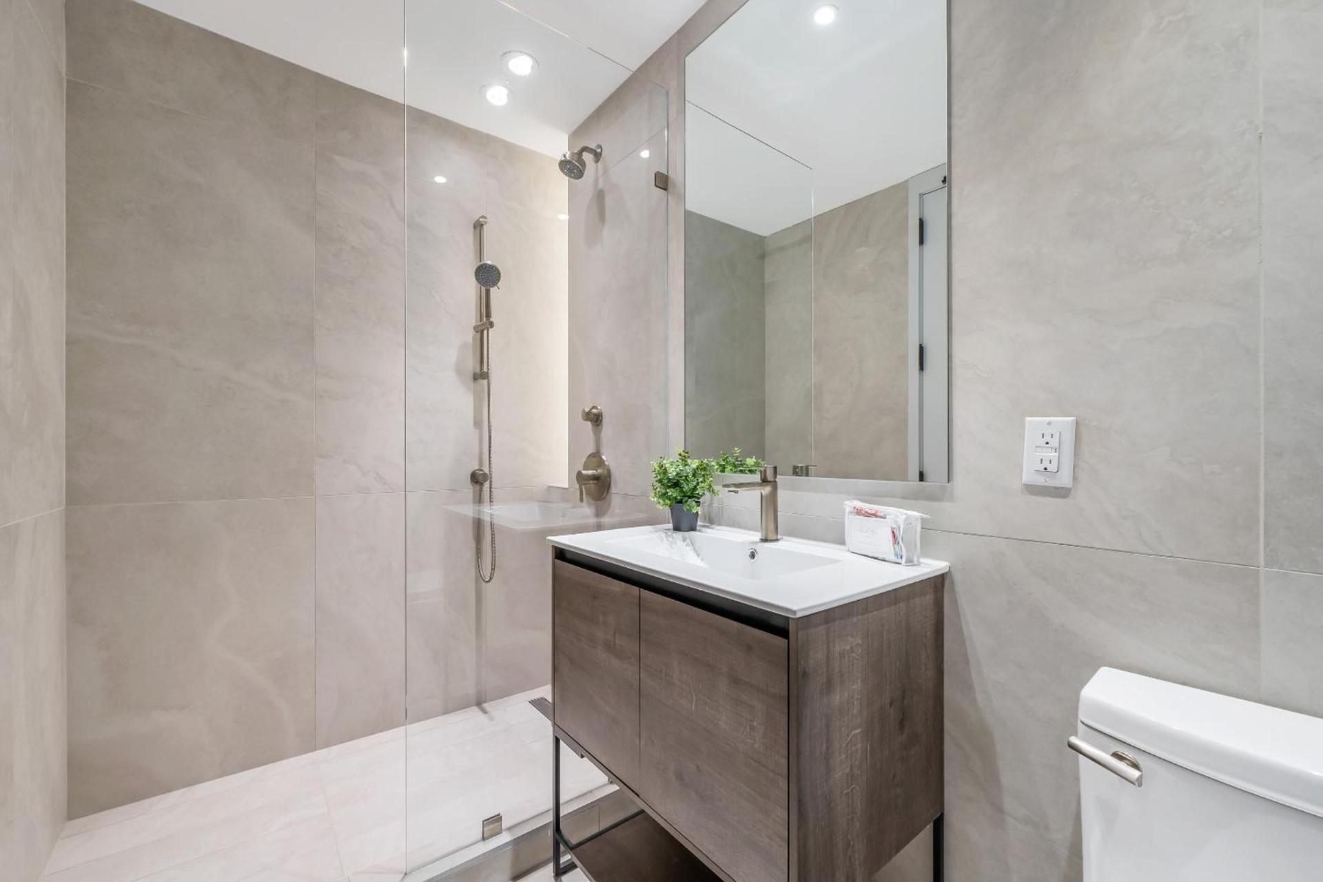 Global Luxury Suites at The Arches photo 24
