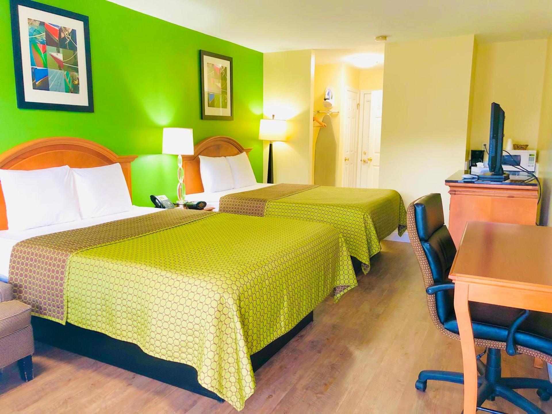 Classic Suites - Cleveland photo 11