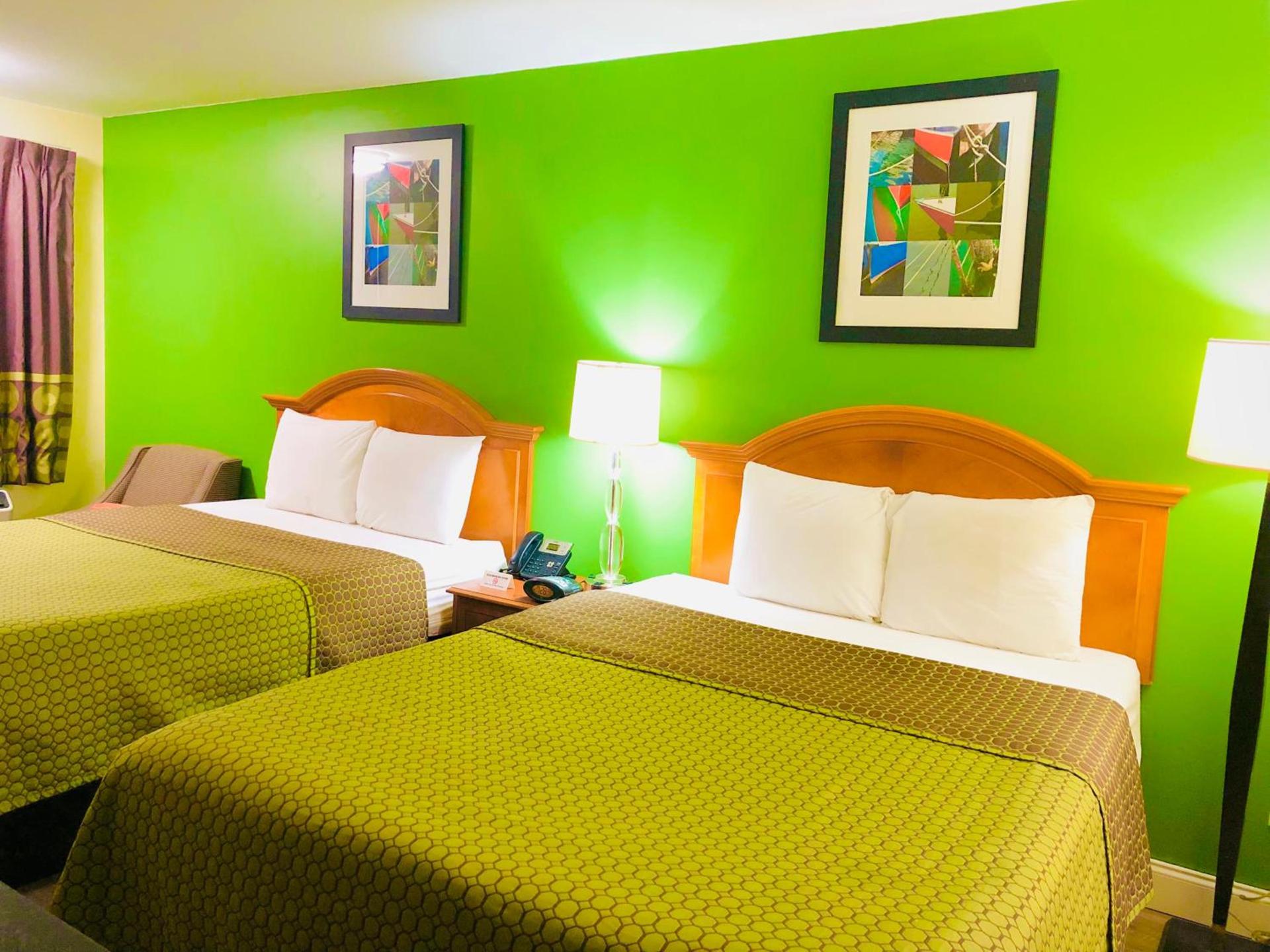 Classic Suites - Cleveland photo 8