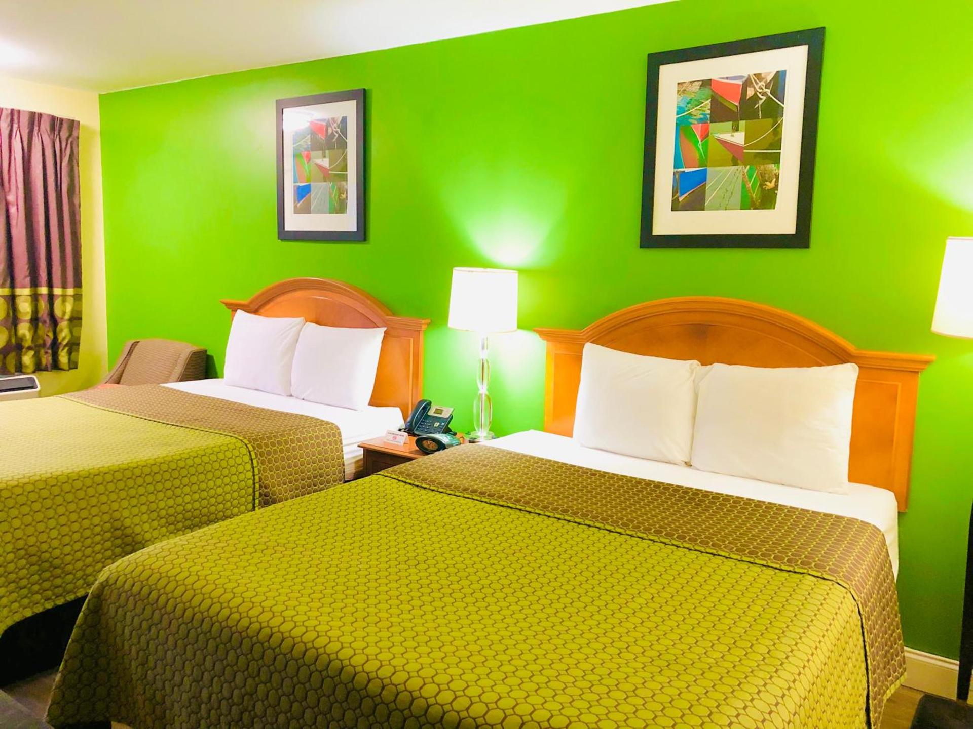 Classic Suites - Cleveland photo 17