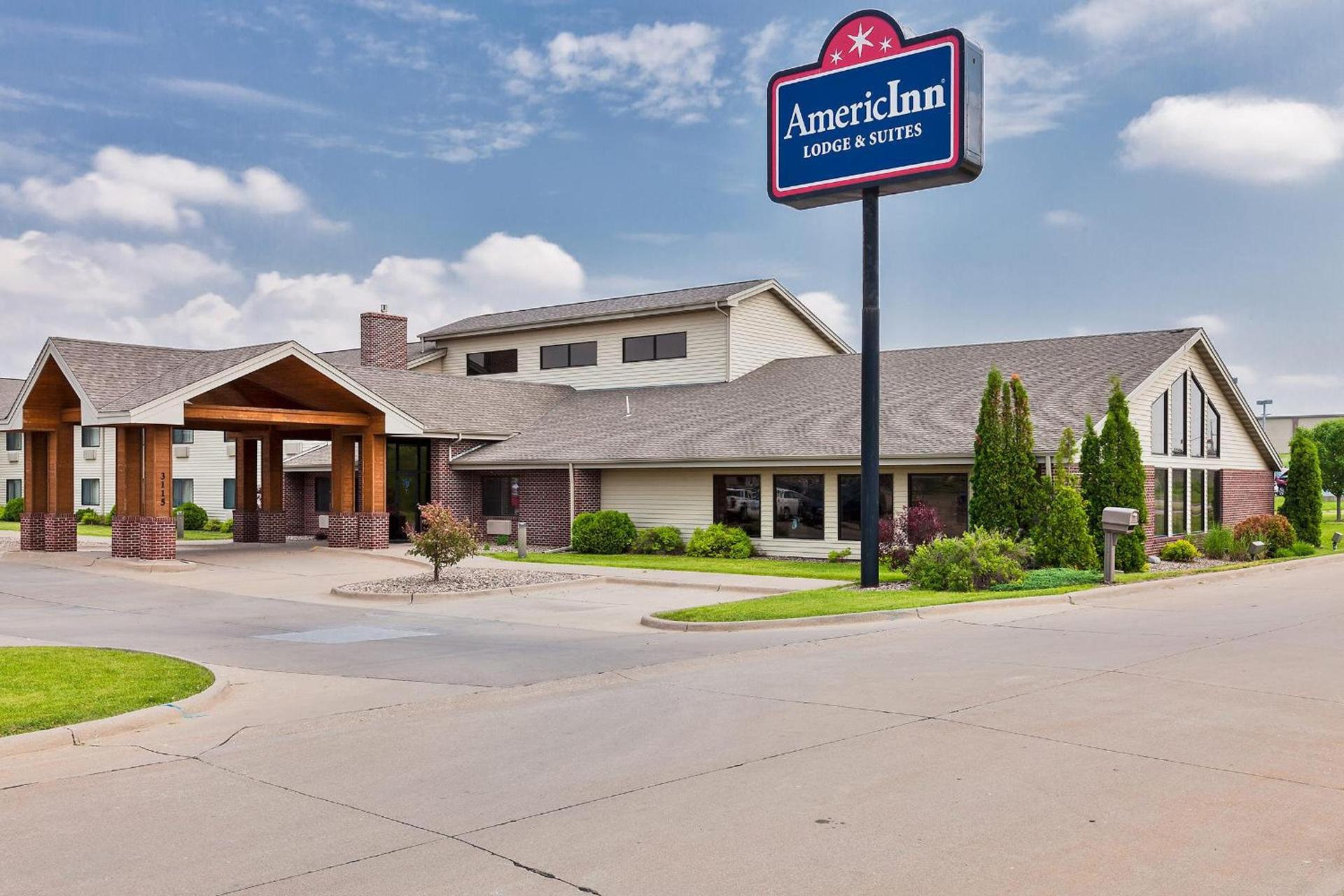 AmericInn by Wyndham Muscatine photo 33