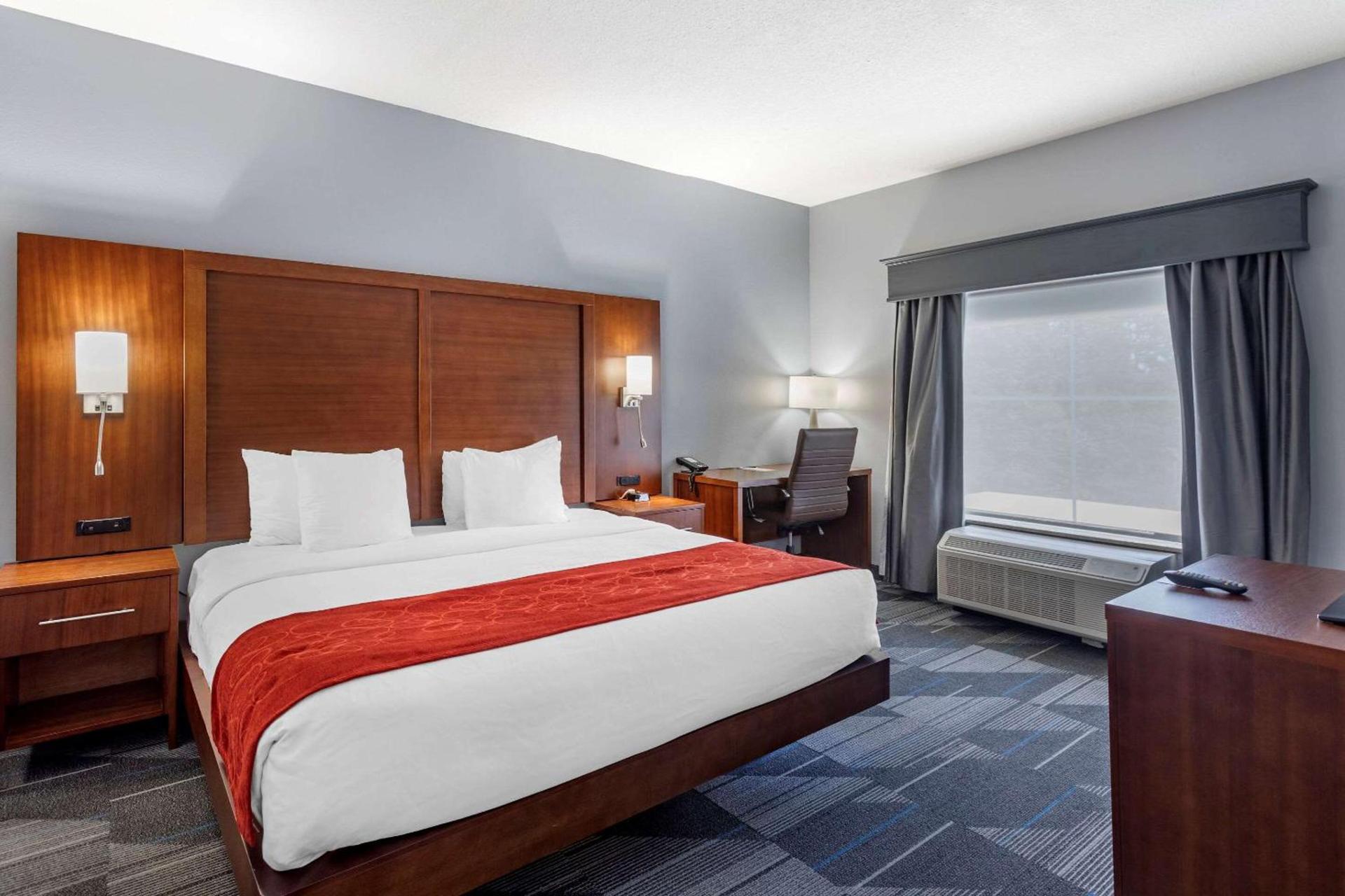 Comfort Suites Olive Branch - Memphis South photo 23