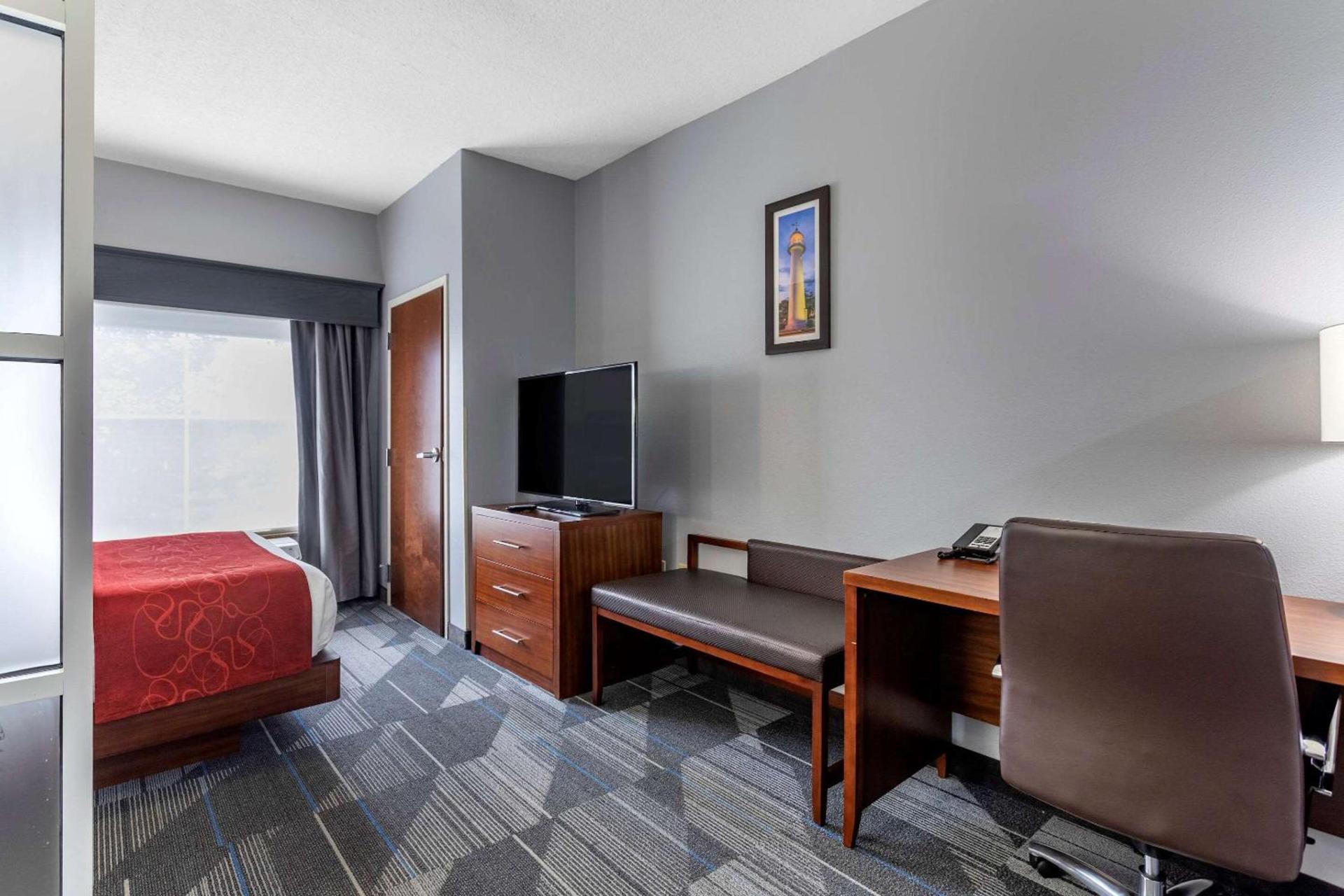 Comfort Suites Olive Branch - Memphis South photo 27