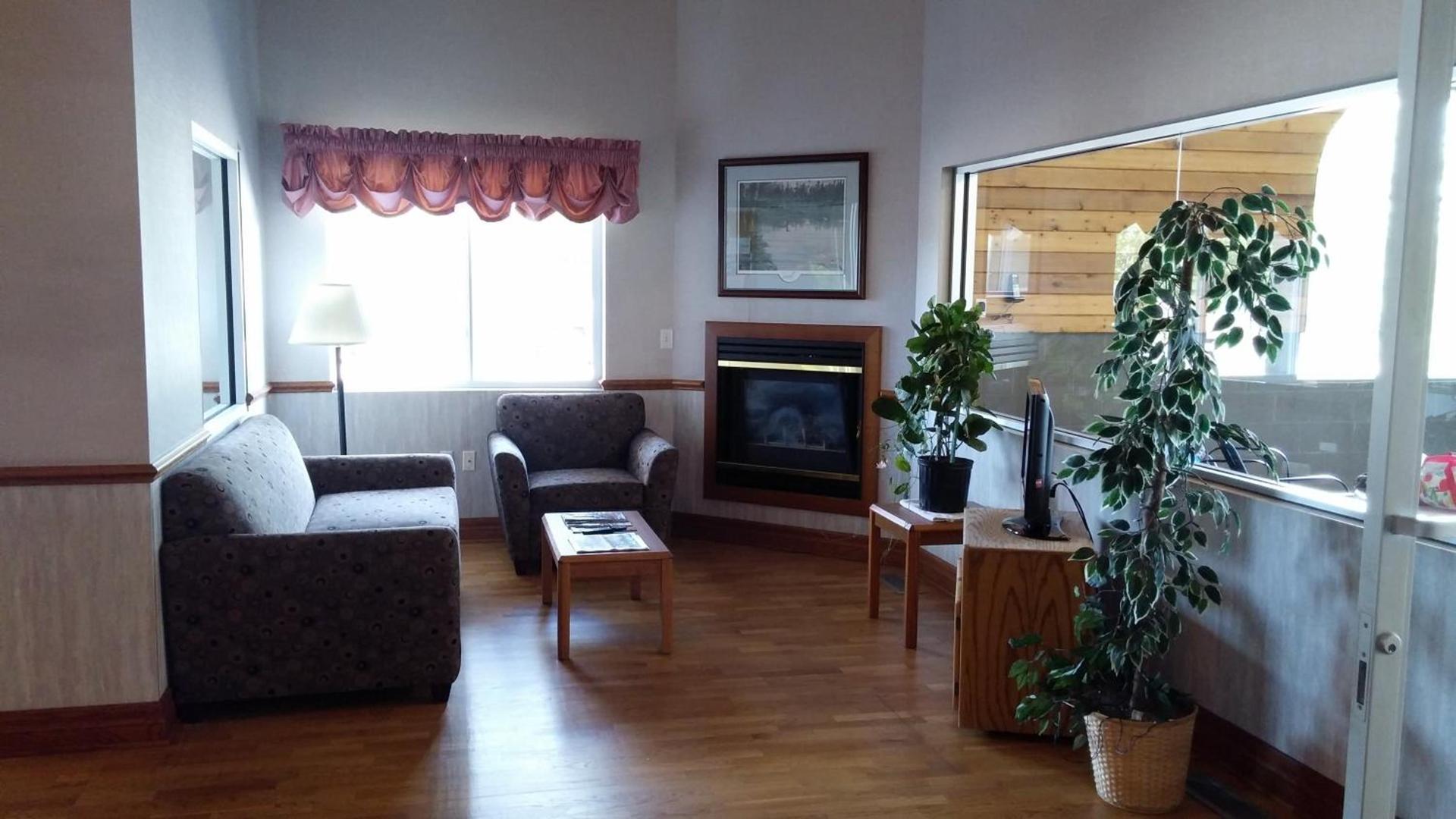 Northwoods Best Inn - Chetek photo 32