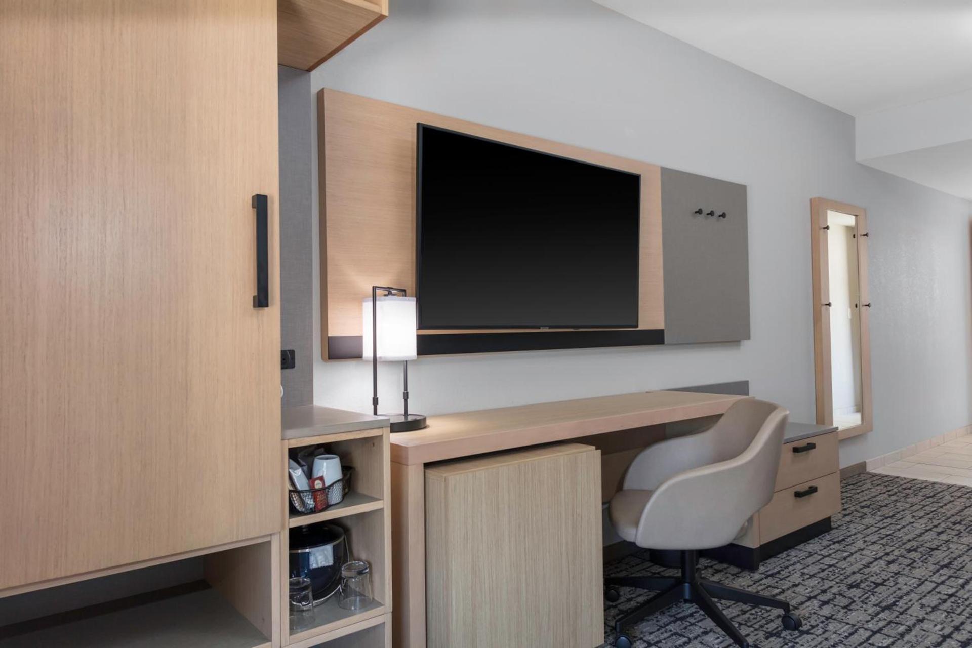 Hyatt Place Charlotte University Research Park photo 19