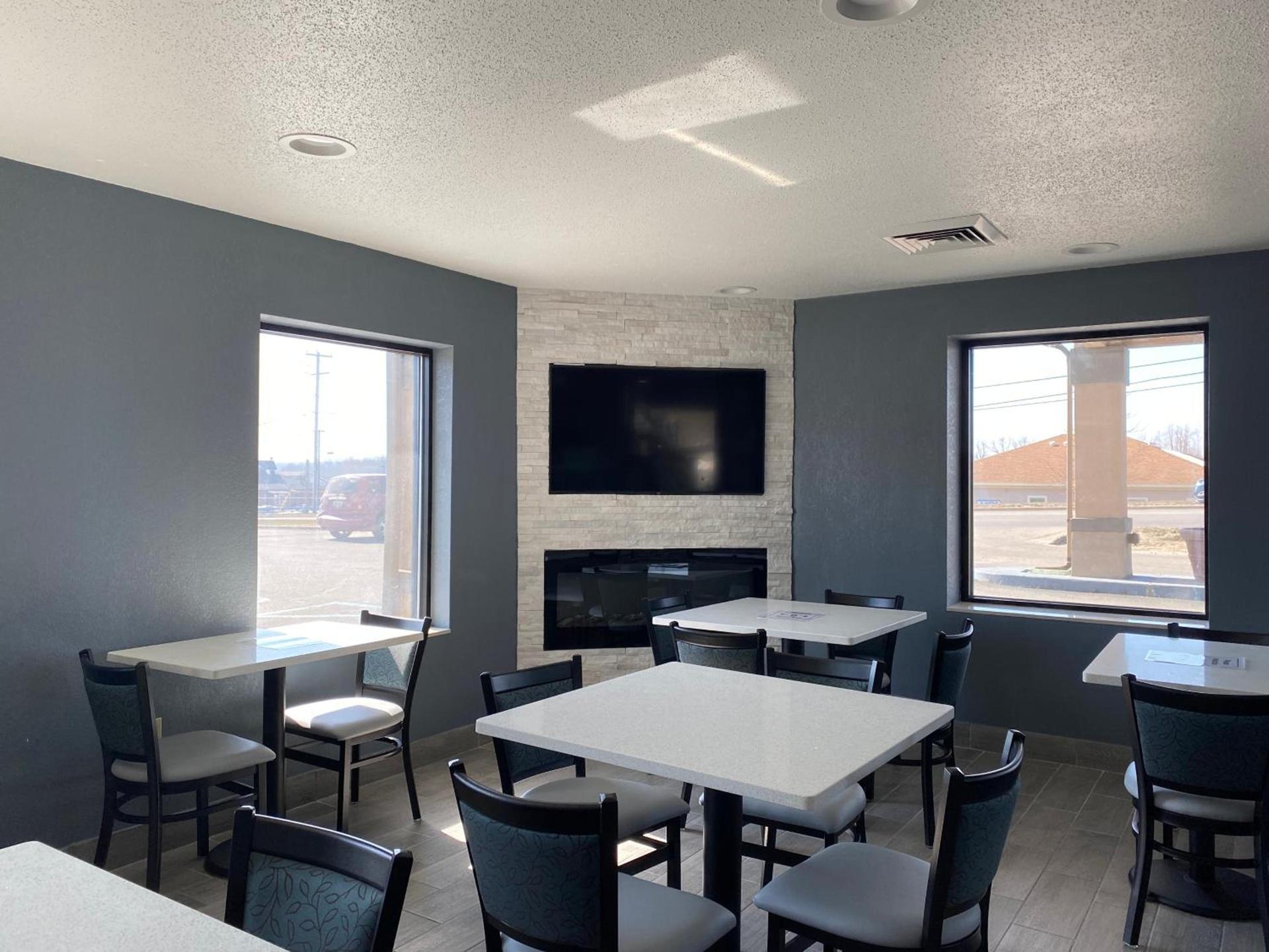 Quality Inn & Suites Big Rapids near University photo 33