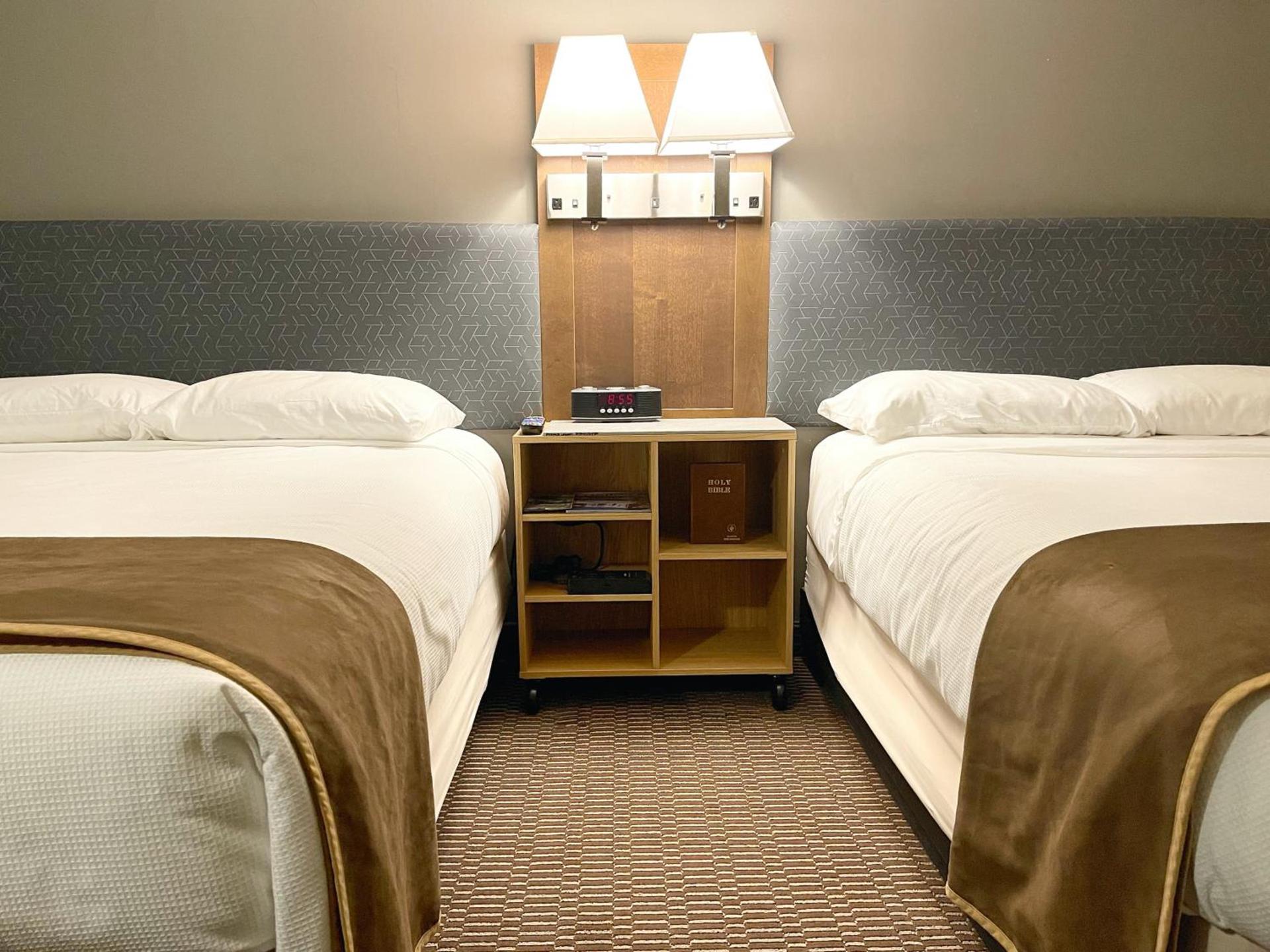 Regency Inn of Eddyville Kuttawa photo 80