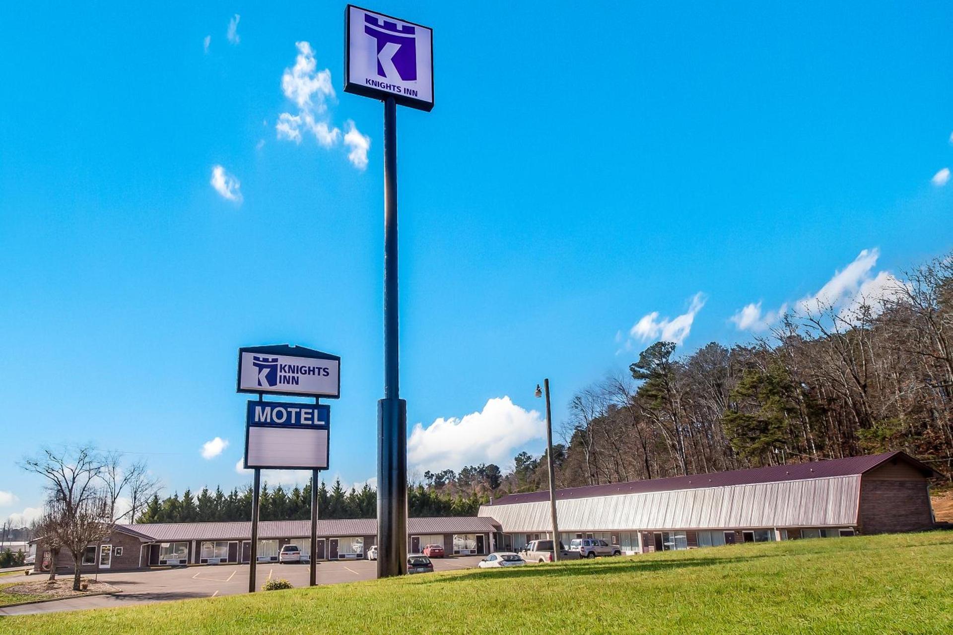 Knights Inn - Cleveland photo 1
