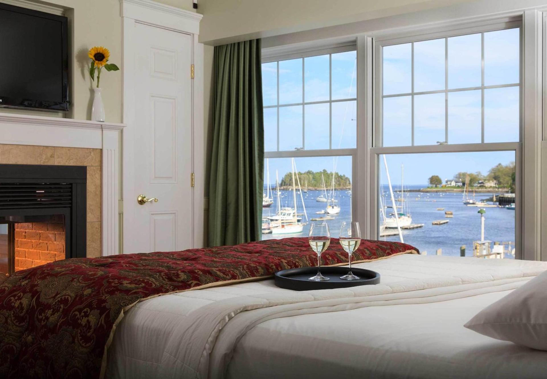 Grand Harbor Inn photo 34