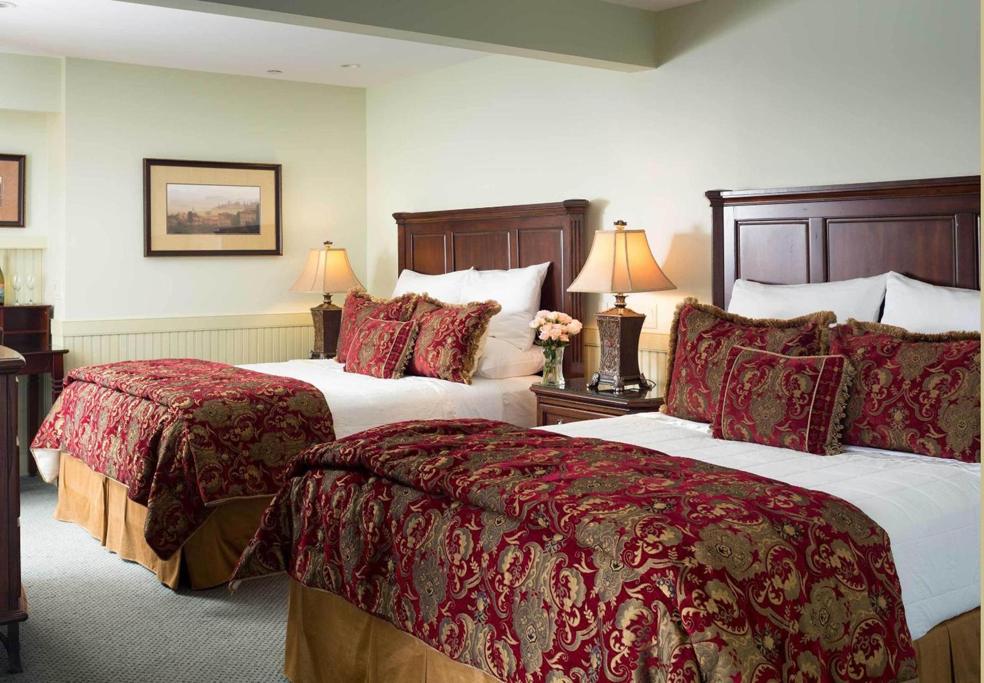 Grand Harbor Inn photo 11