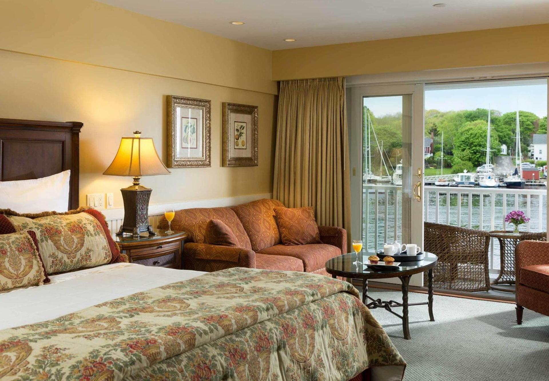 Grand Harbor Inn photo 15