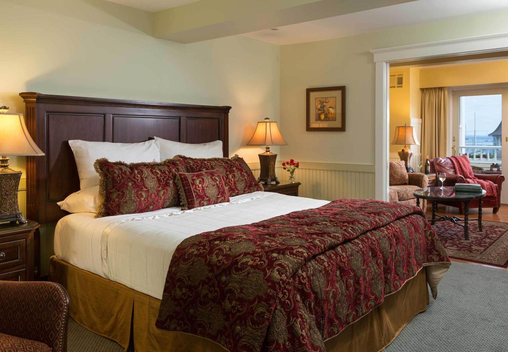 Grand Harbor Inn photo 28