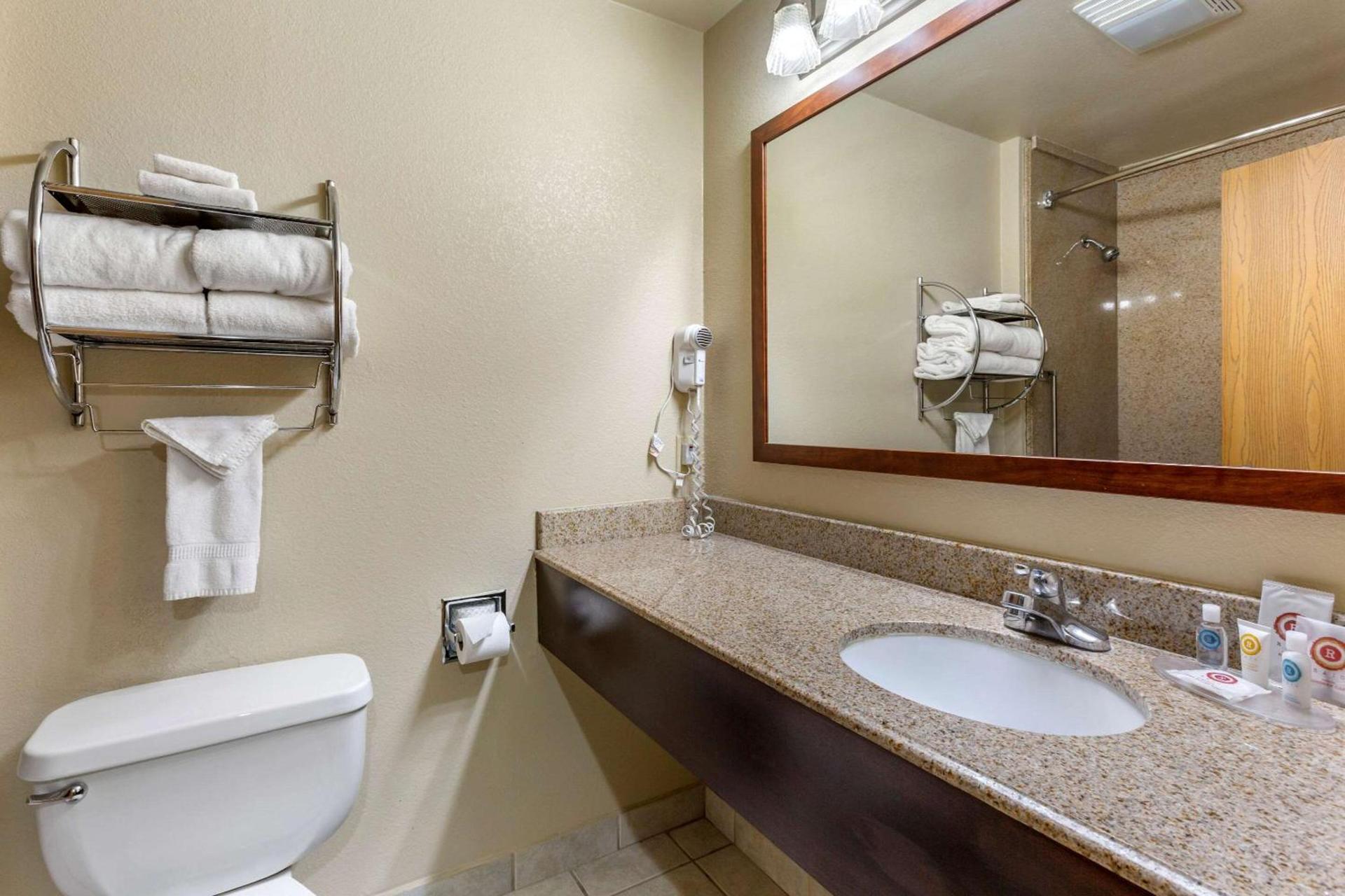 Comfort Inn & Suites Deming photo 26