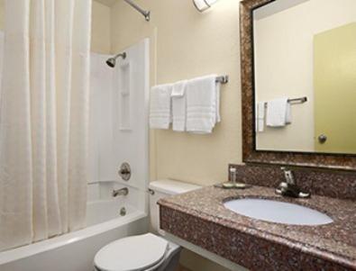 Super 8 by Wyndham Carlsbad photo 18