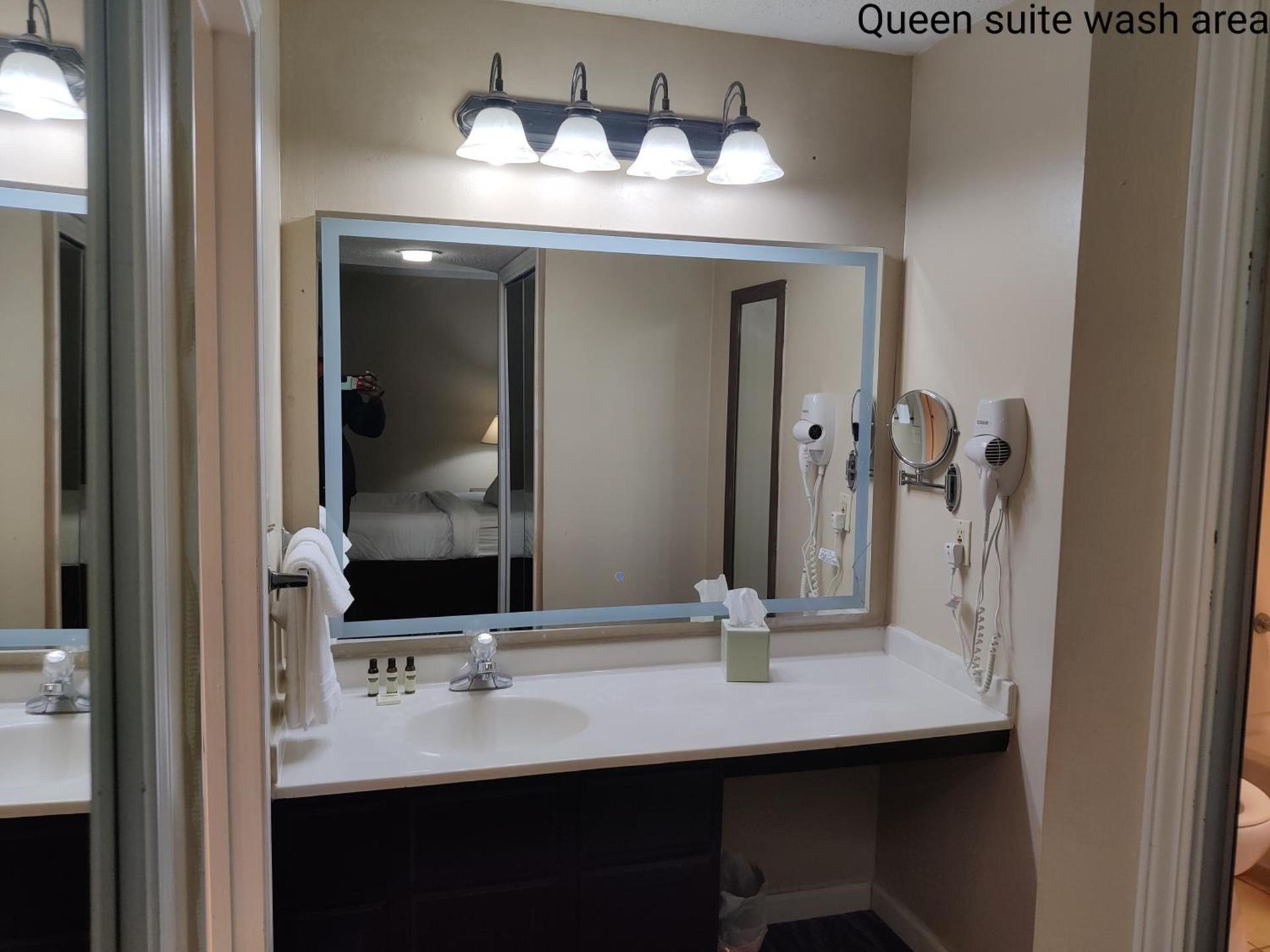Hawthorn Extended Stay by Wyndham Dayton photo 4