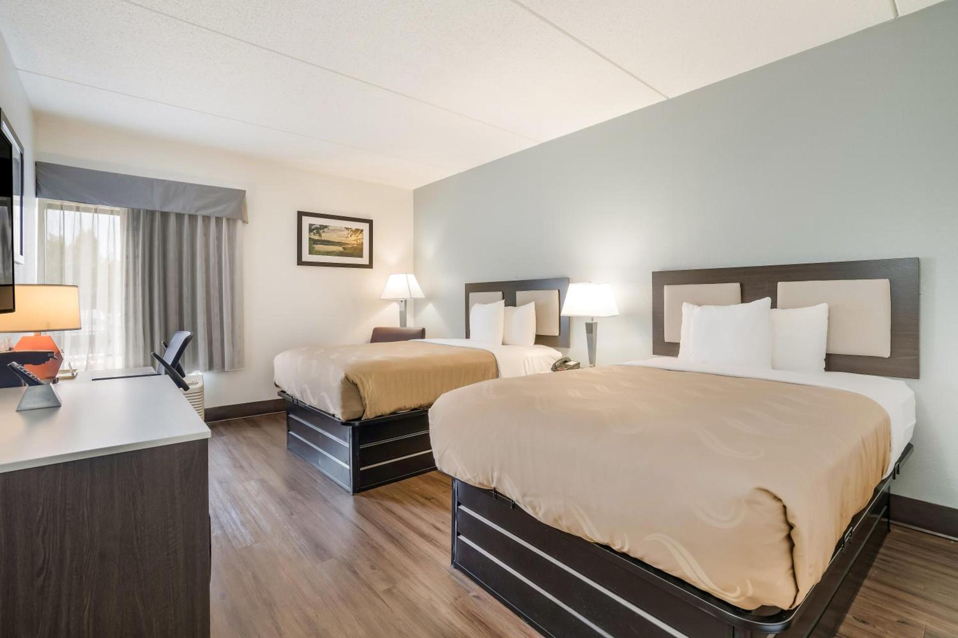 Quality Inn Jacksonville near Camp Lejeune photo 40
