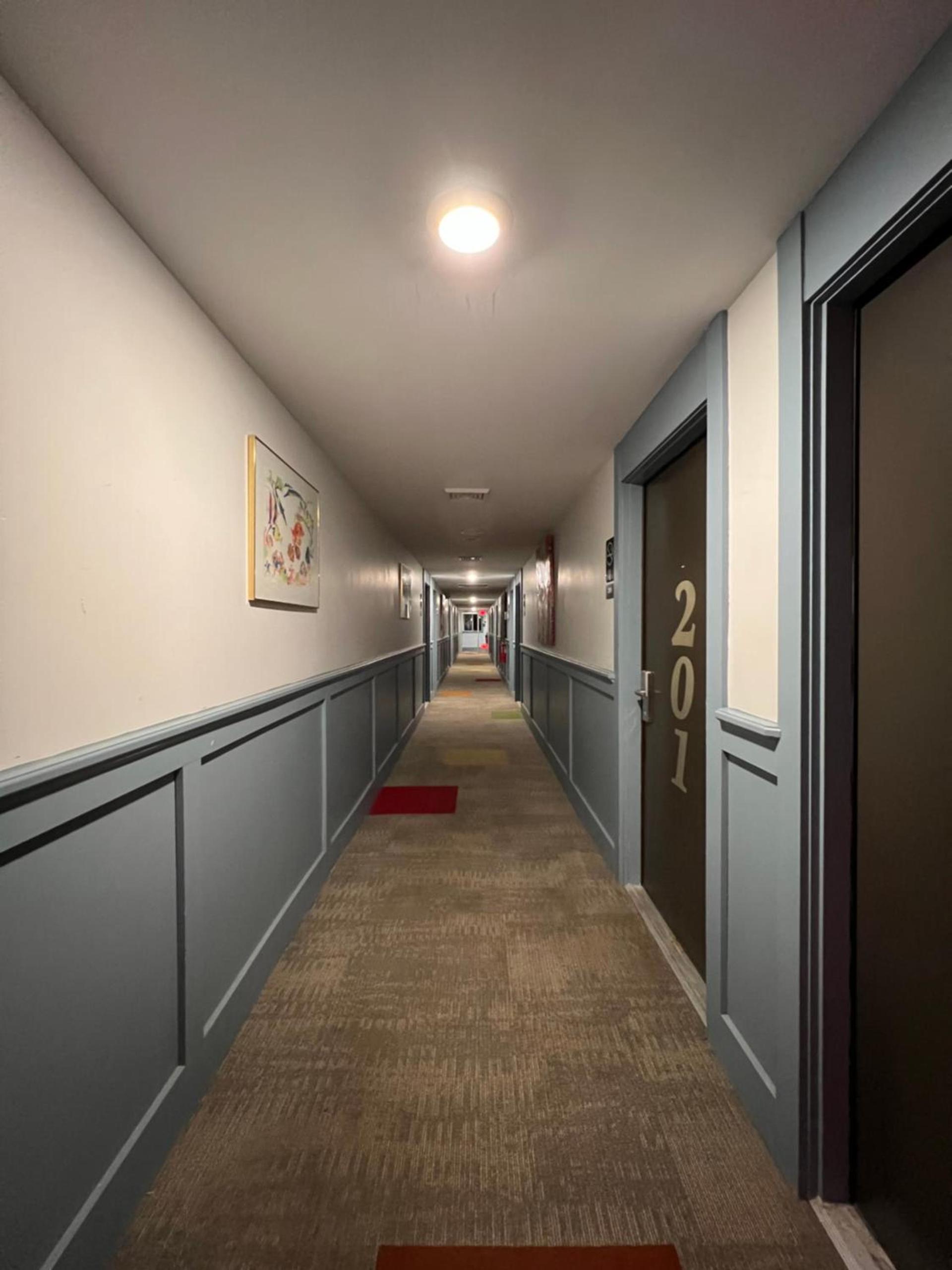Chateau Suites photo 22