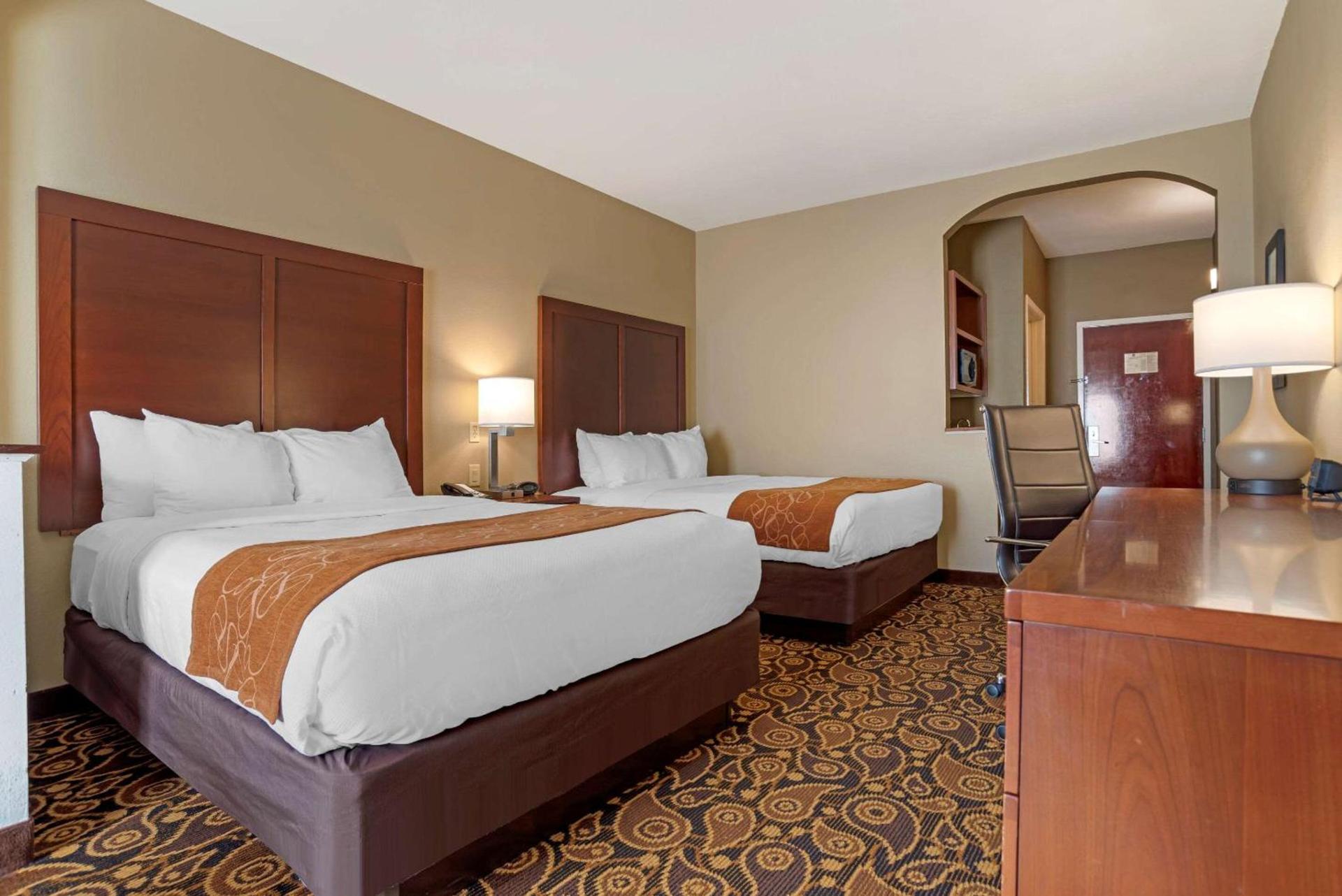 Comfort Suites Daphne - Mobile East Bay photo 16