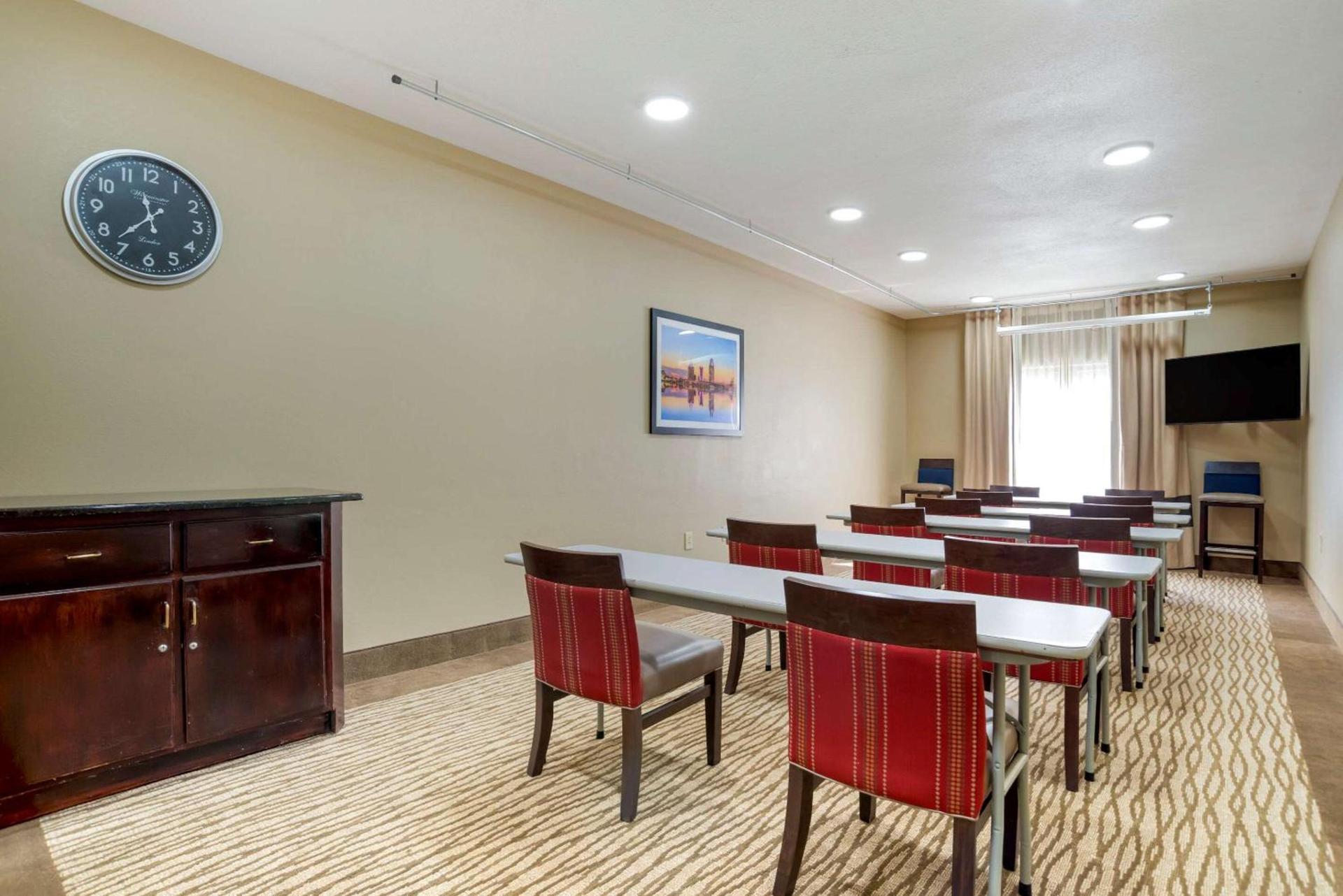 Comfort Suites Daphne - Mobile East Bay photo 23