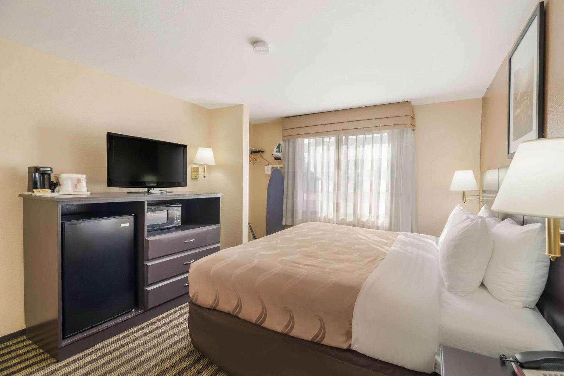 Quality Inn Clovis photo 10