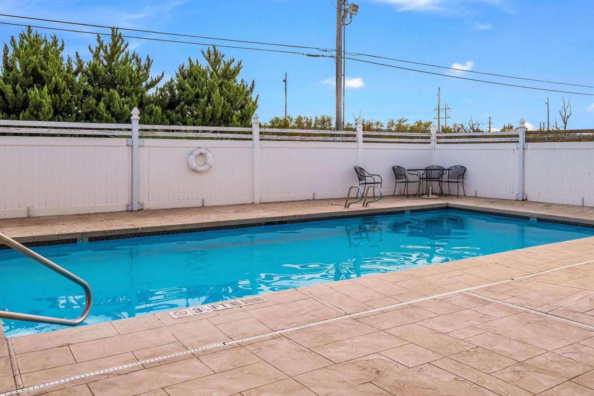 Quality Inn Clovis photo 21