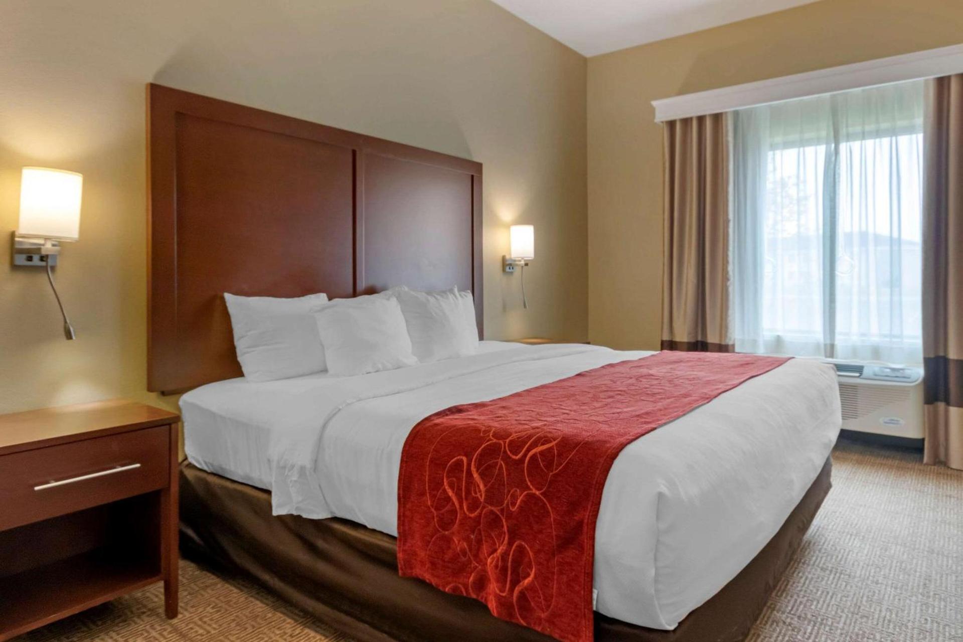 Comfort Suites Billings photo 9