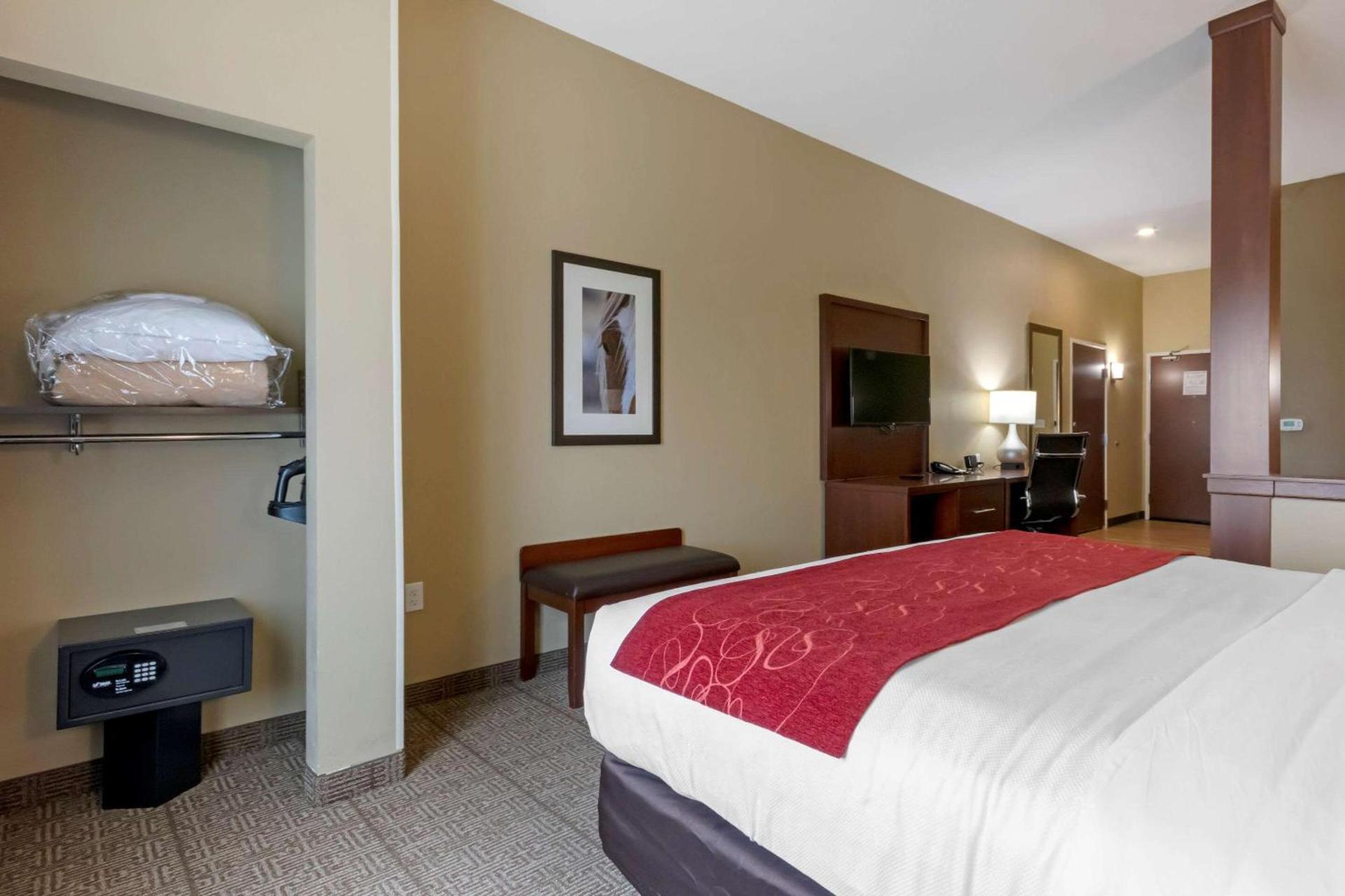 Comfort Suites Billings photo 10