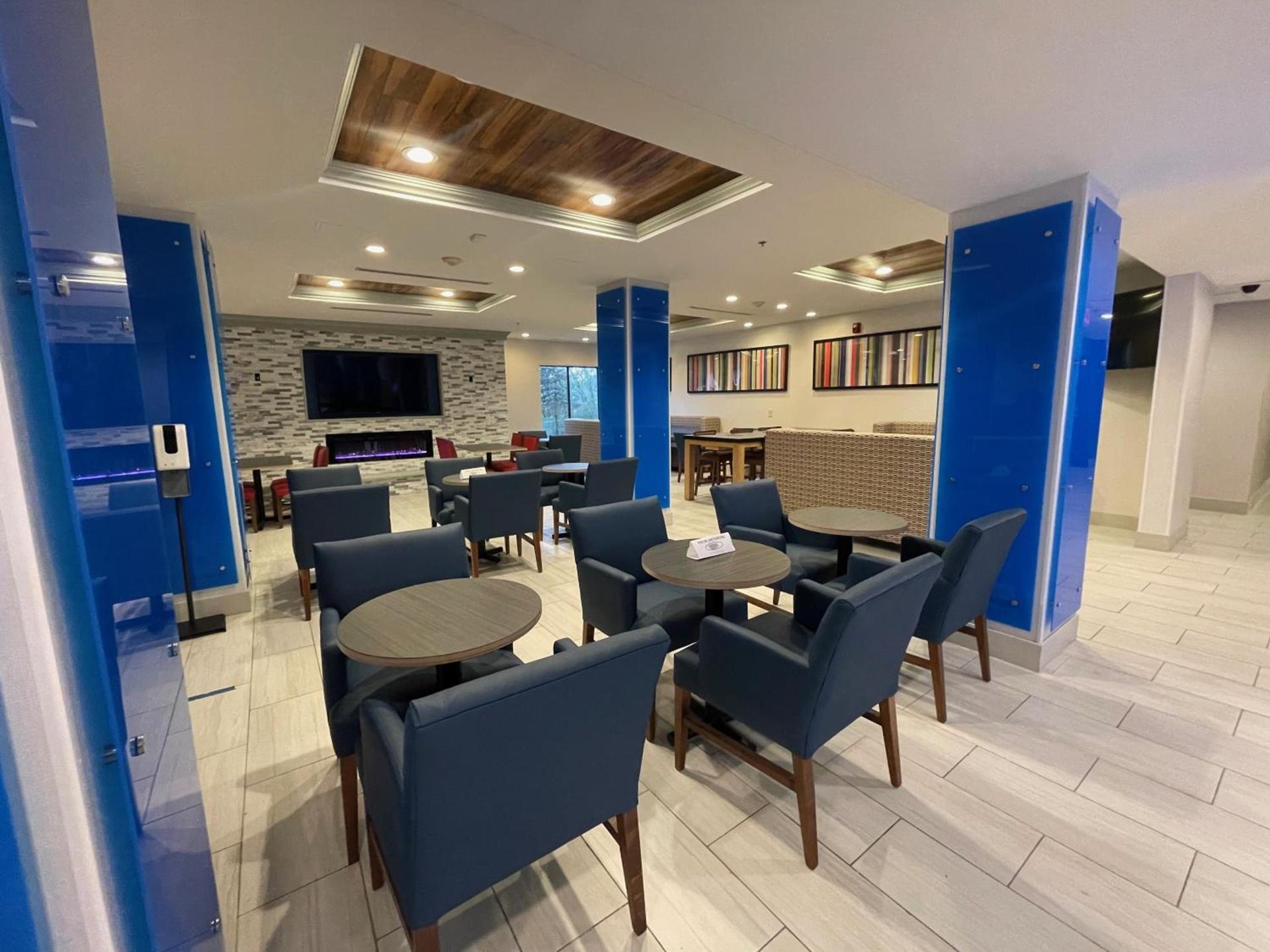 Holiday Inn Express & Suites Columbia - East Elkridge, Jessup an IHG Hotel photo 4