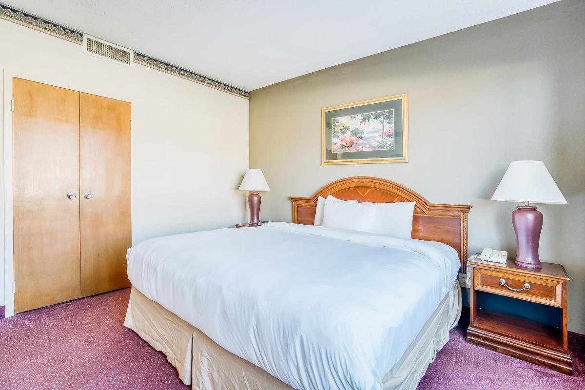 OYO Hotel Monroe LA I-20 photo 14