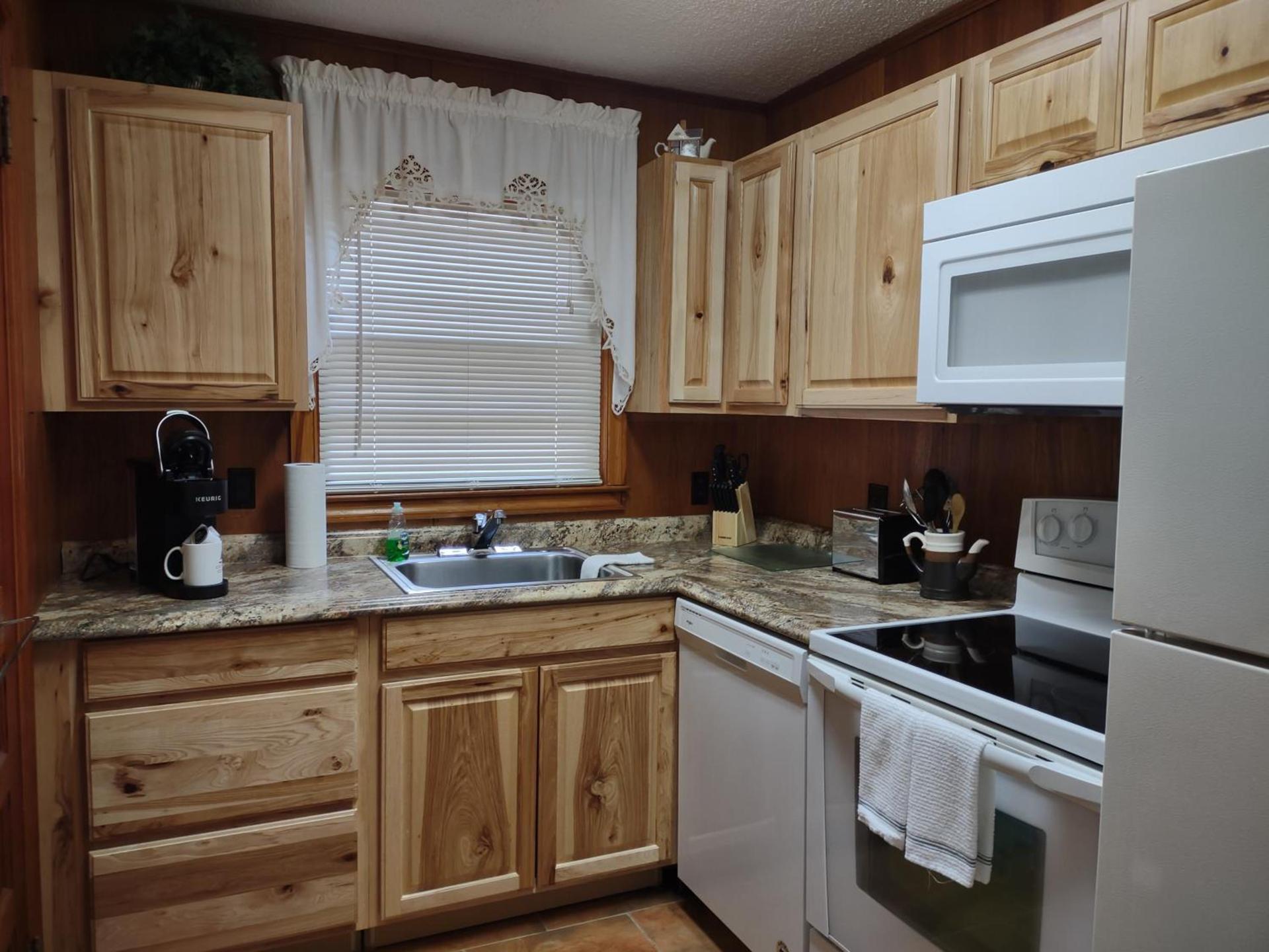 Cozy Creek Cottages photo 62