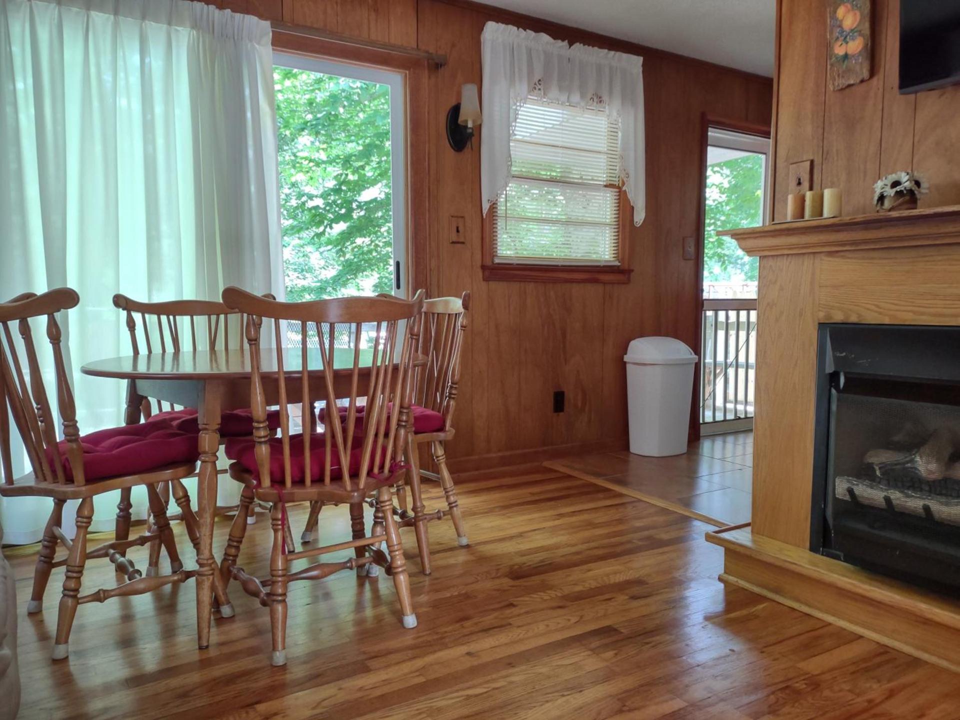 Cozy Creek Cottages photo 22