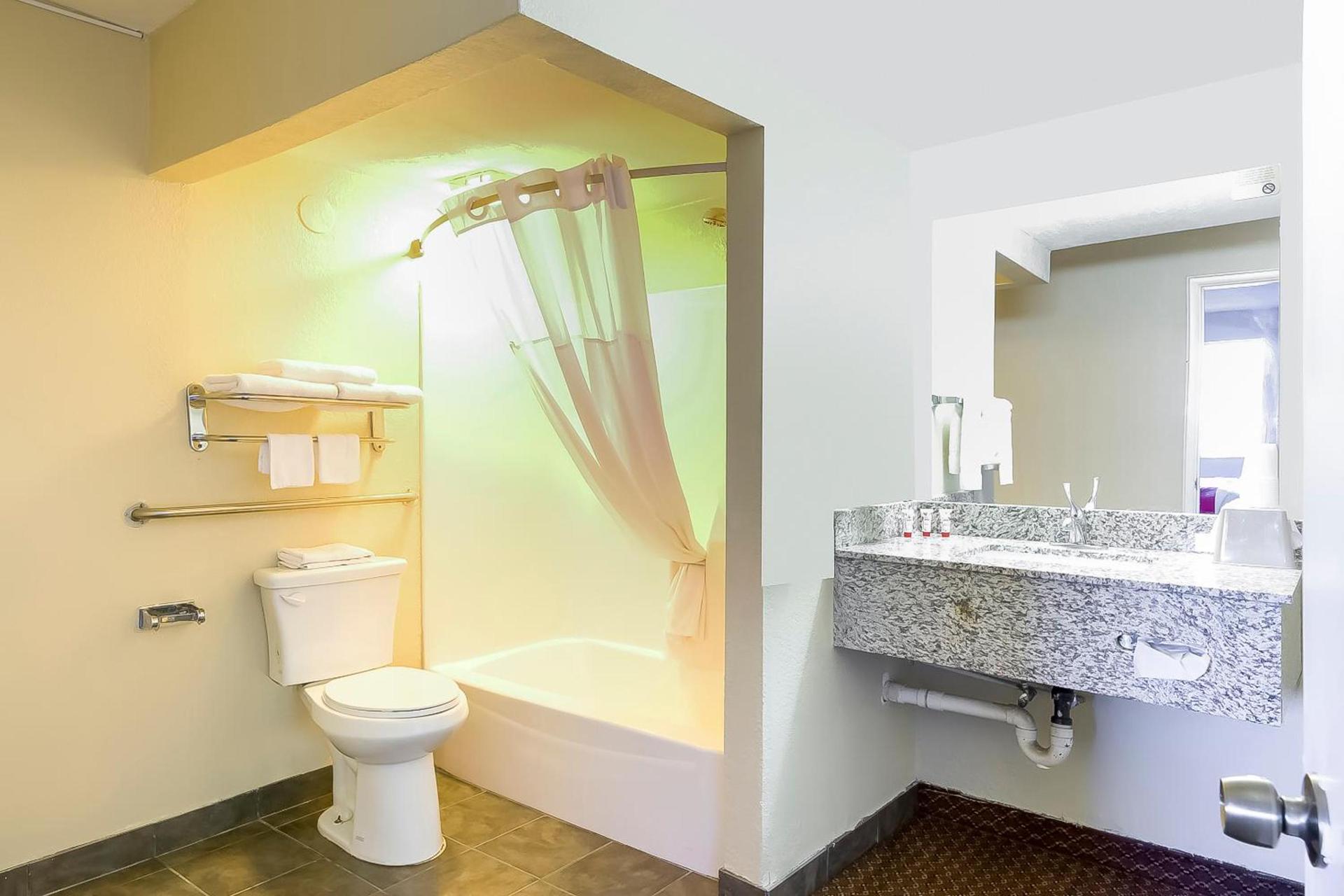MHO Hotel Eloy Casa Grande near I-10 photo 36