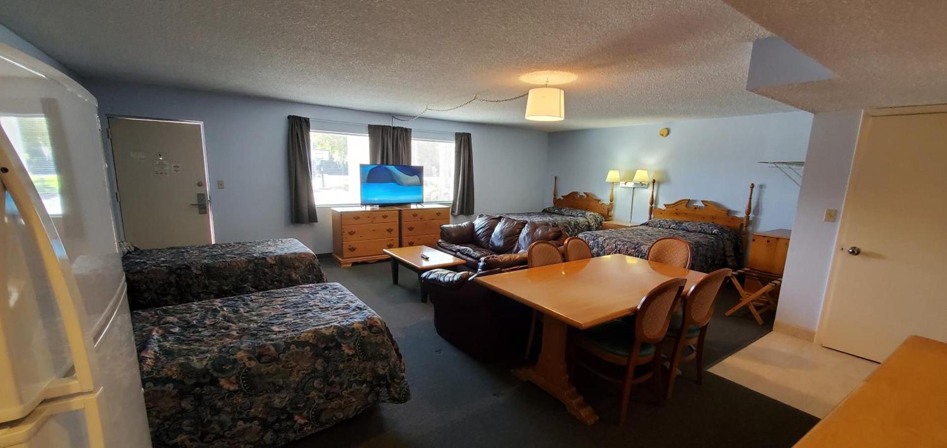 Lakeview Inn & Suites Okeechobee photo 20
