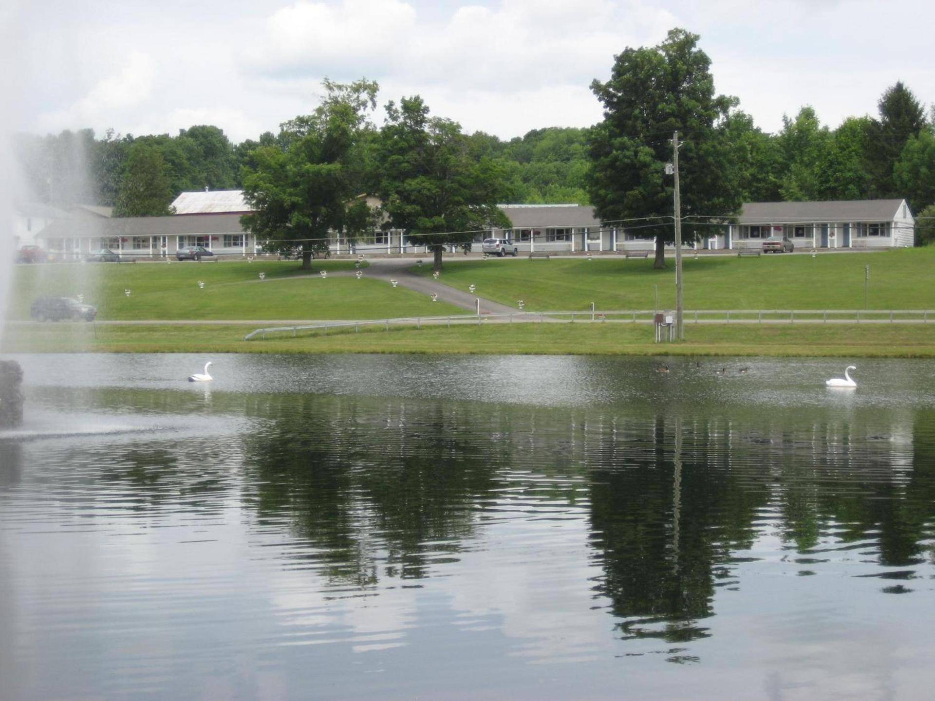 Fountain View Motel — hotel in Richfield Springs