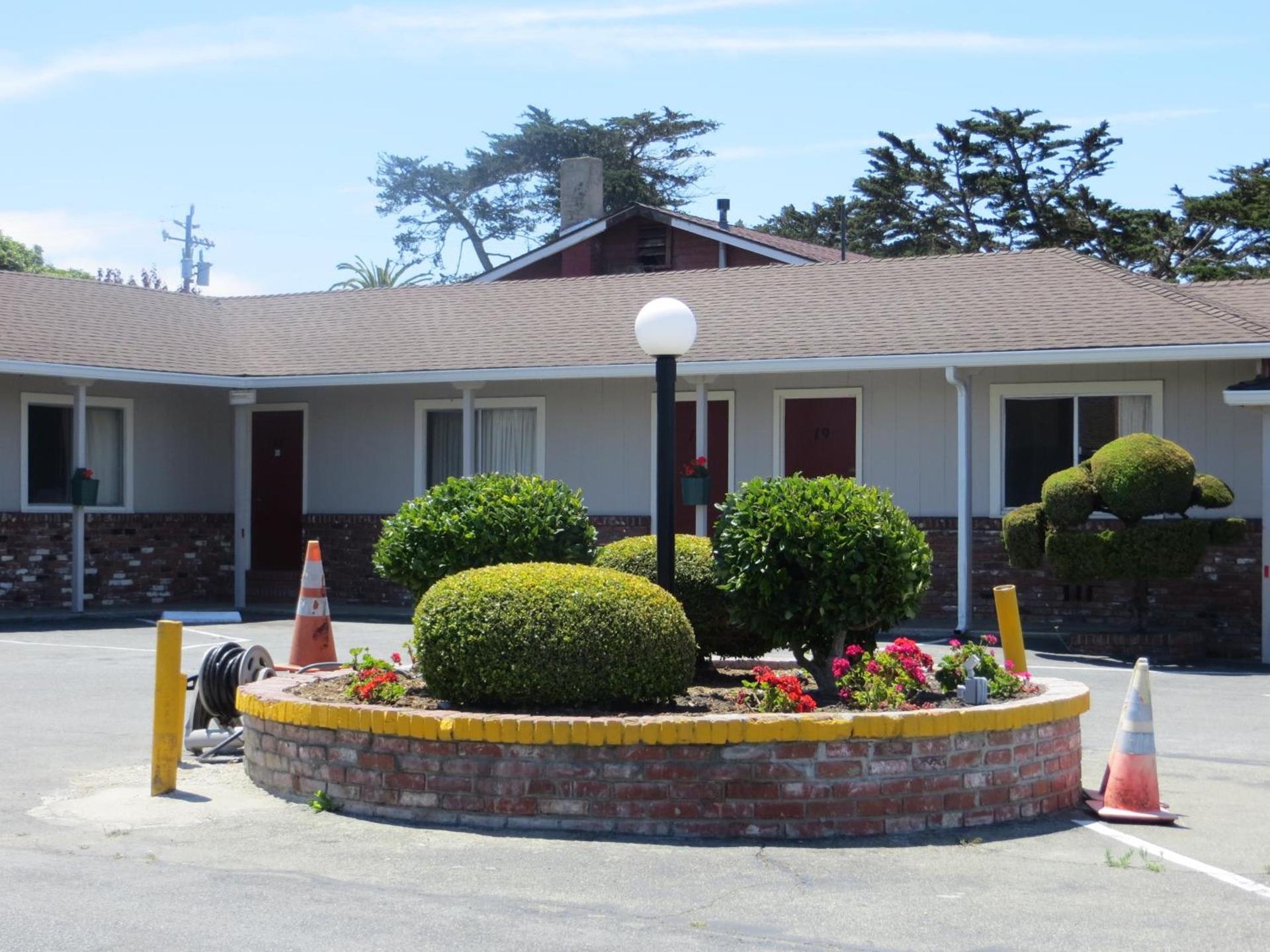 Old Marina Inn photo 13