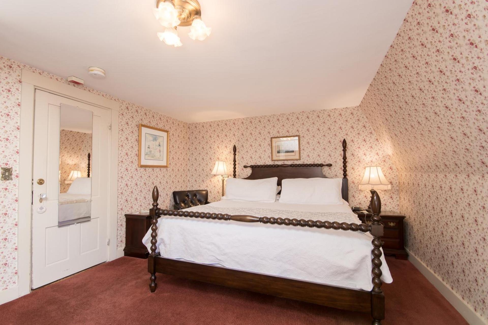 Marshall Slocum Inn photo 35