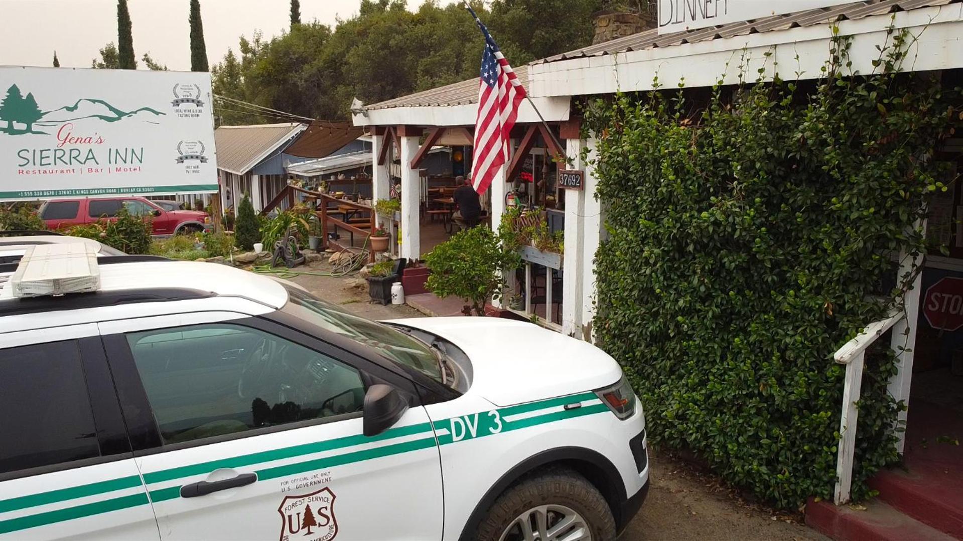 Genas's Sierra Inn & Restaurant photo 21