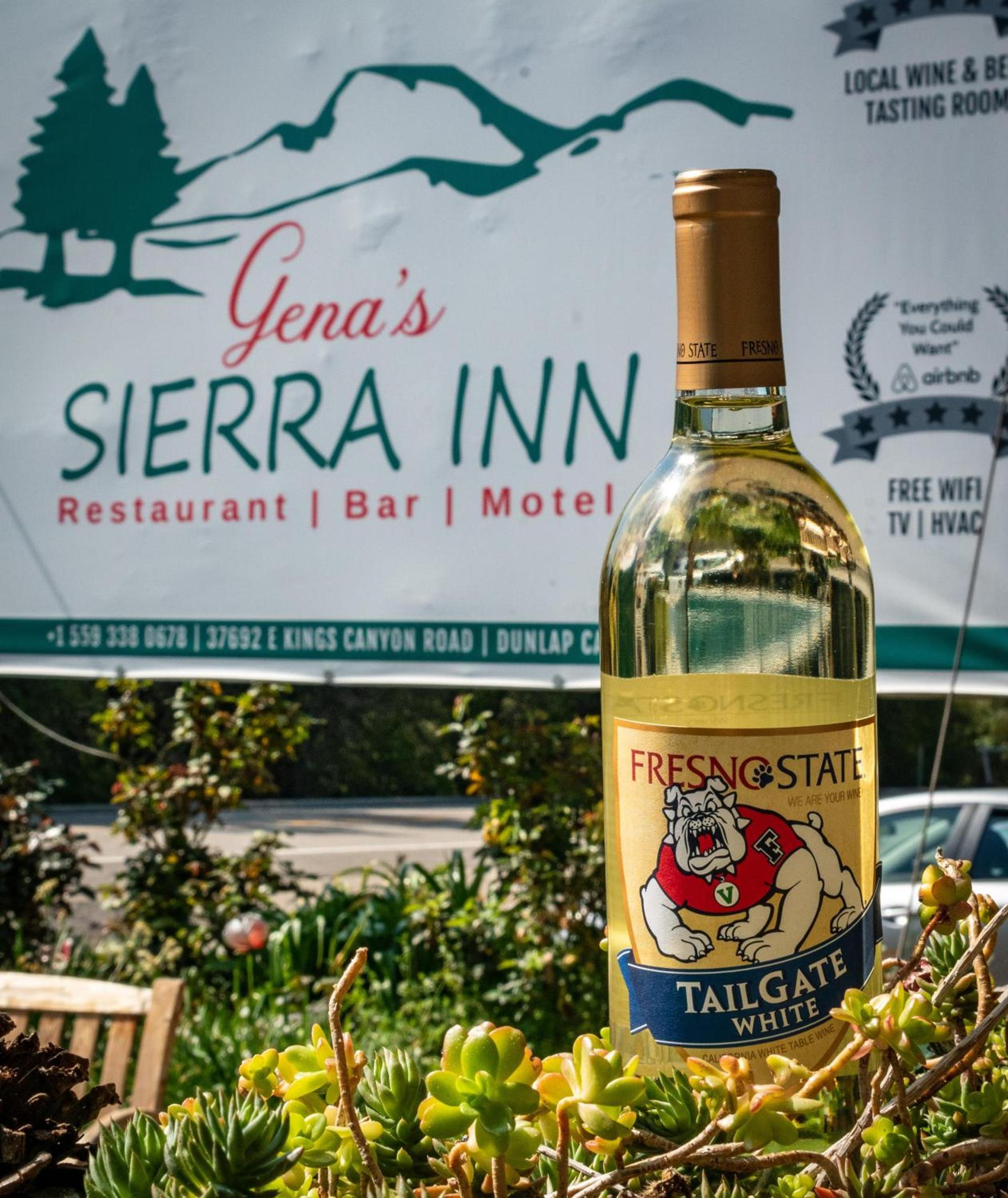 Genas's Sierra Inn & Restaurant photo 24