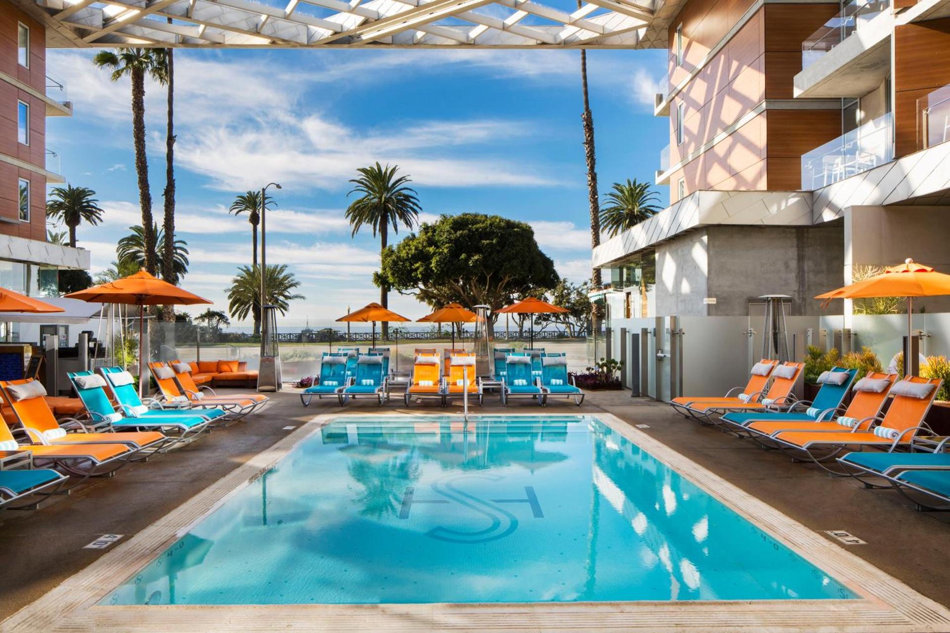Shore Hotel photo 2