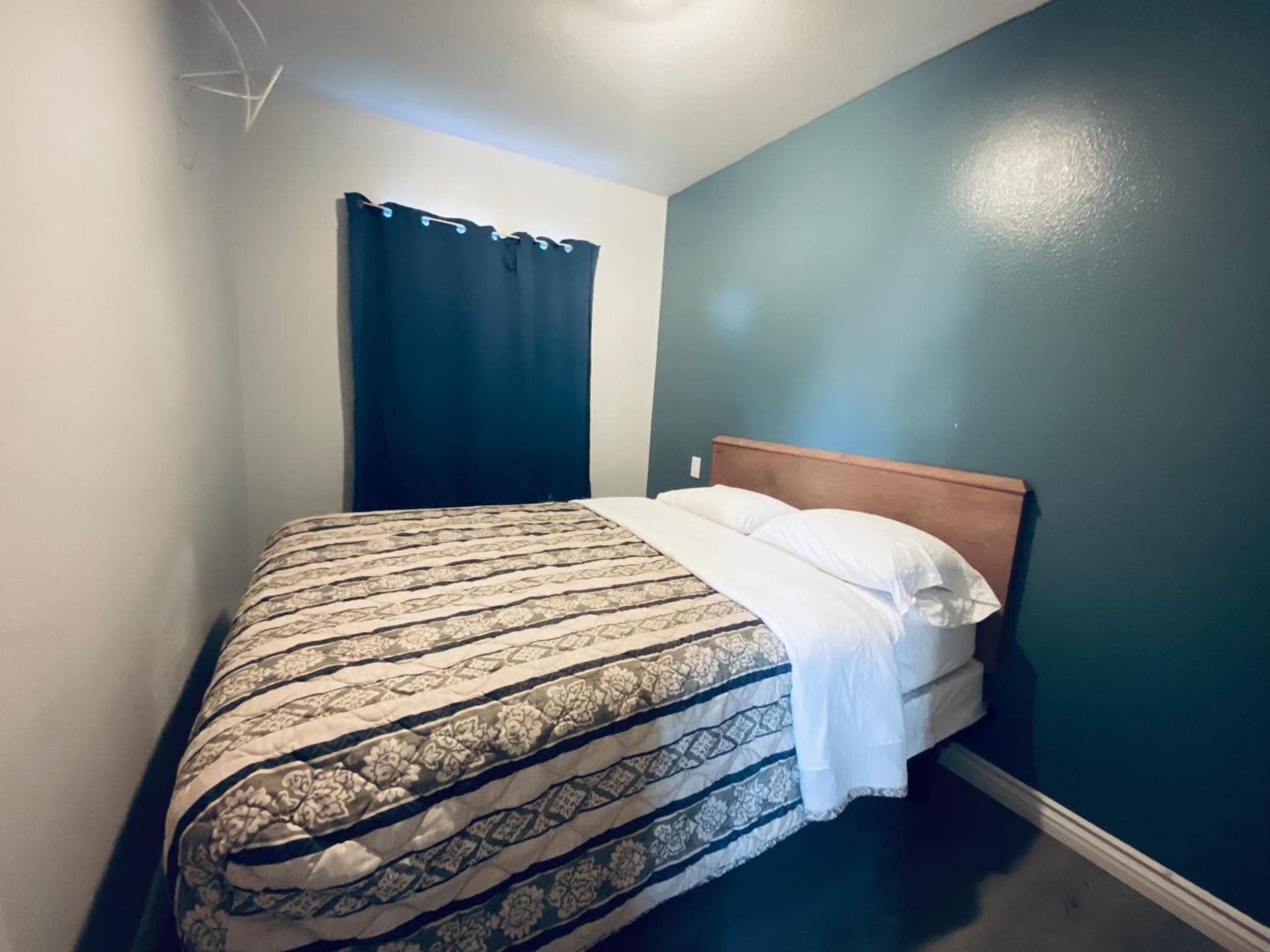 Sands Inn photo 12