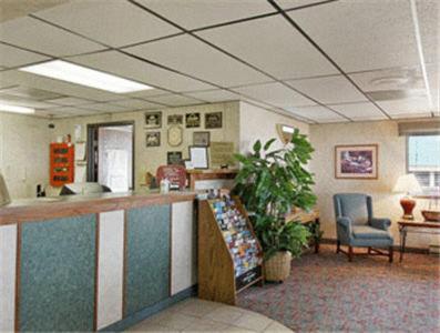 Sunset Inn & Suites photo 4