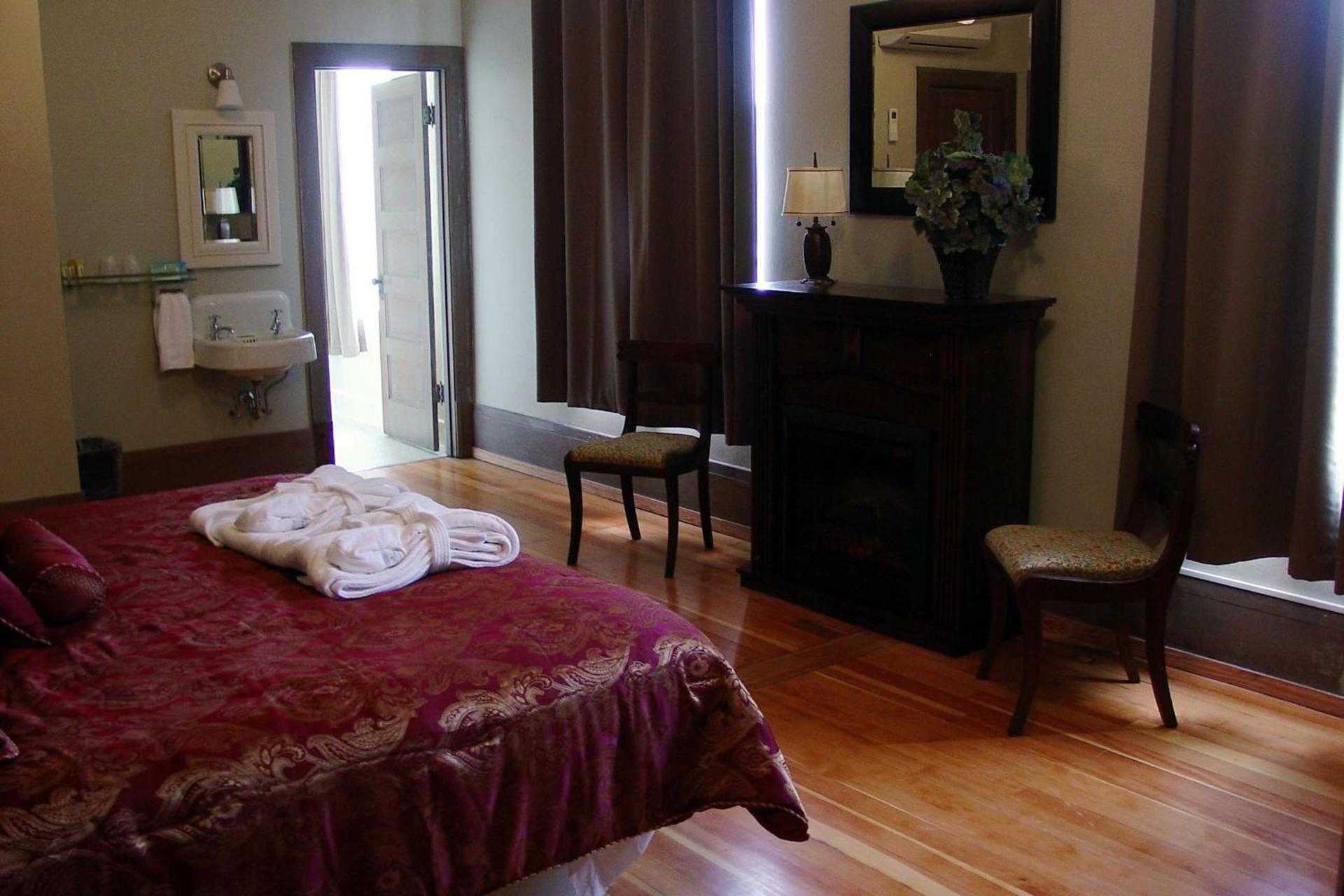 The Peak at Centralia Square - Self Check-In Hotel photo 32