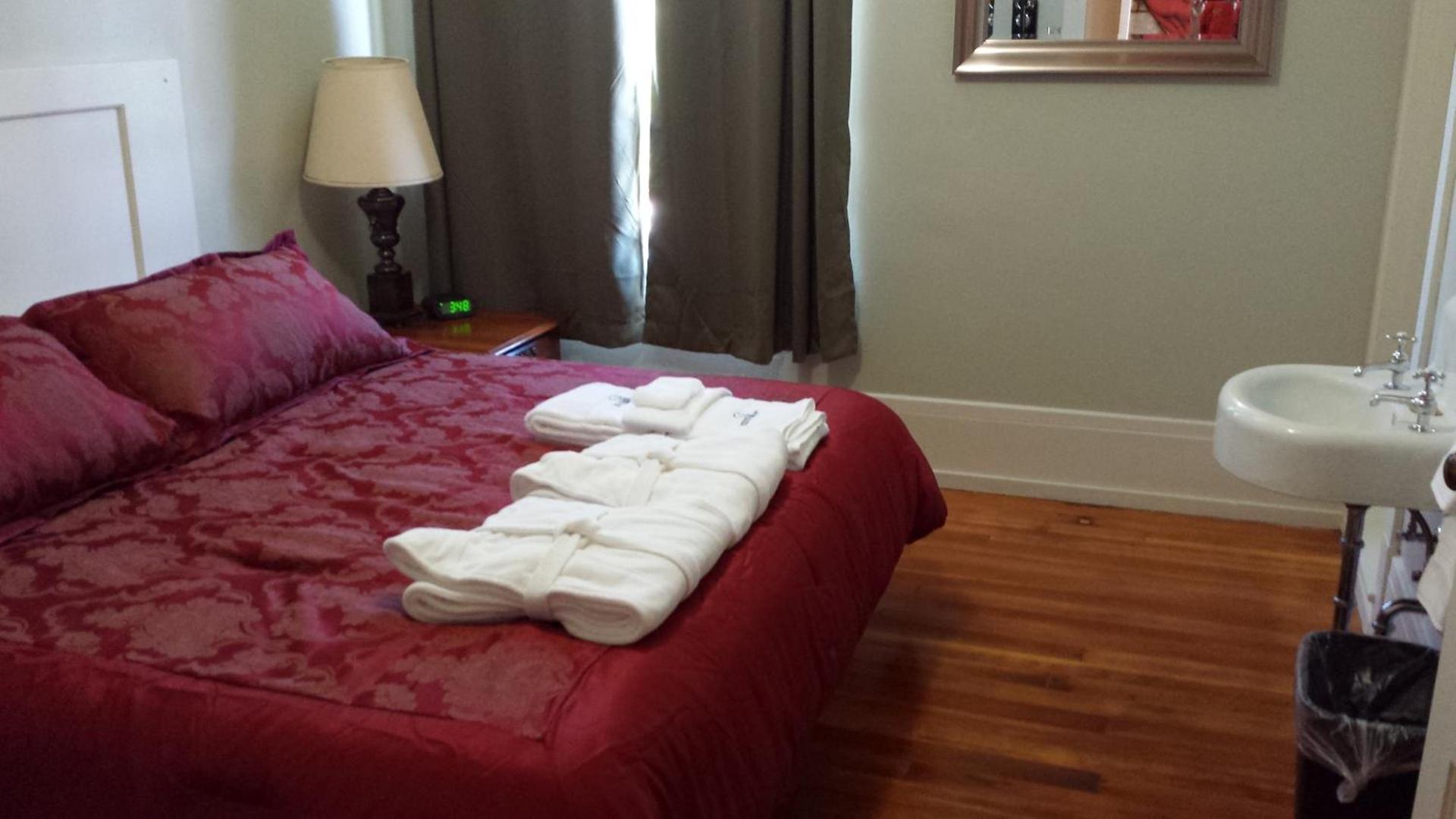 The Peak at Centralia Square - Self Check-In Hotel photo 35